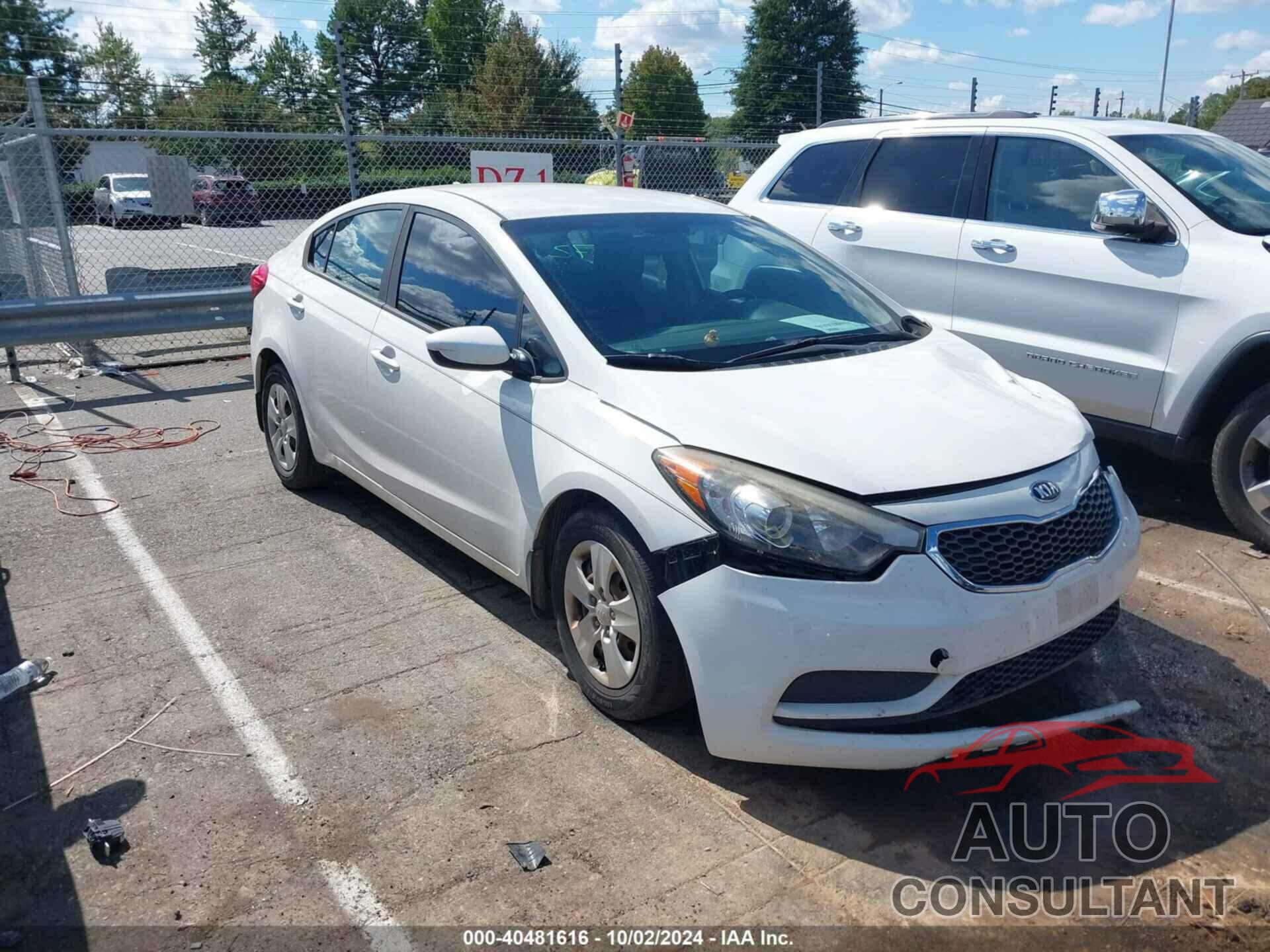 KIA FORTE 2016 - KNAFK4A60G5505397