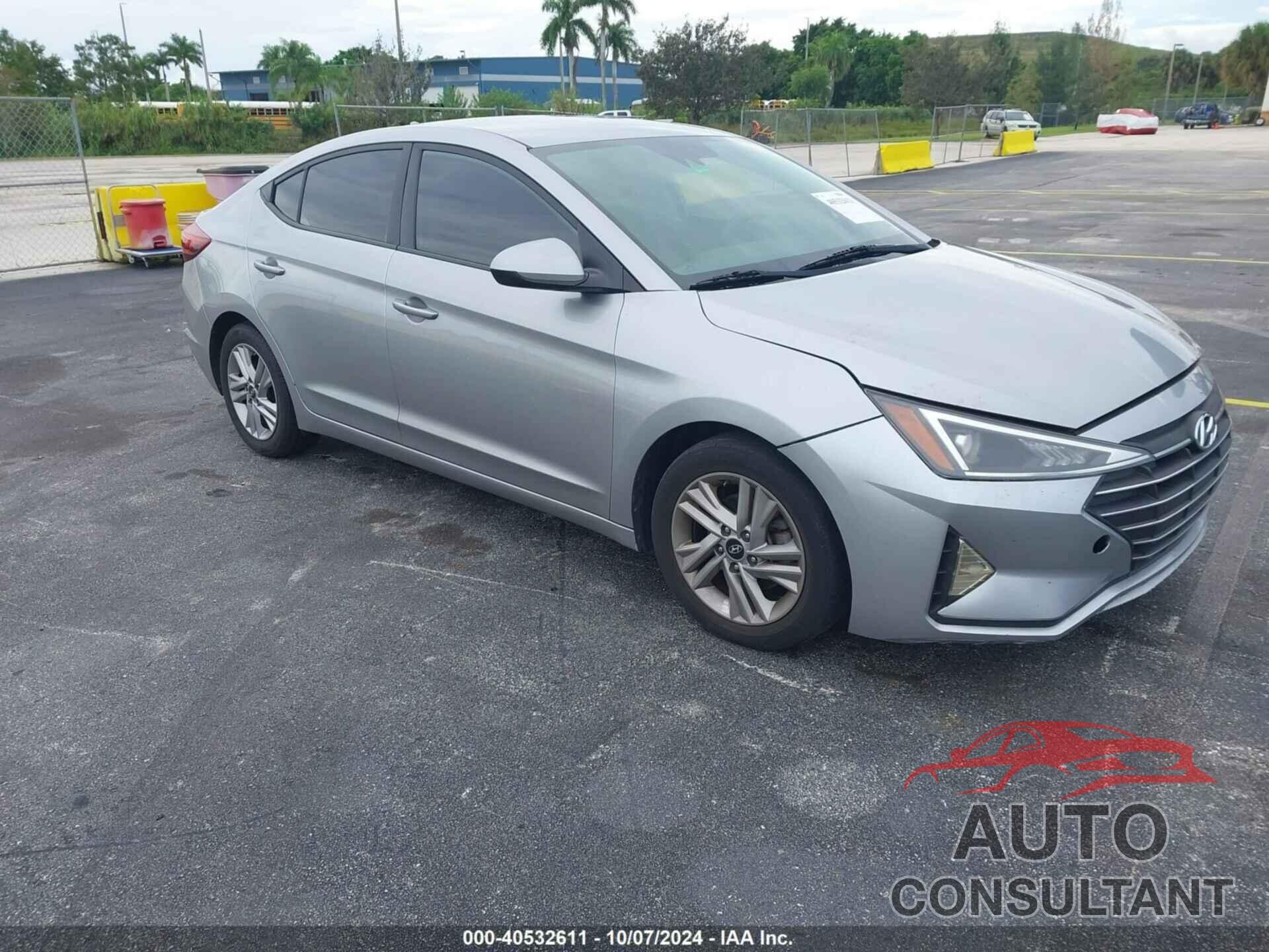 HYUNDAI ELANTRA 2020 - 5NPD84LF6LH581111