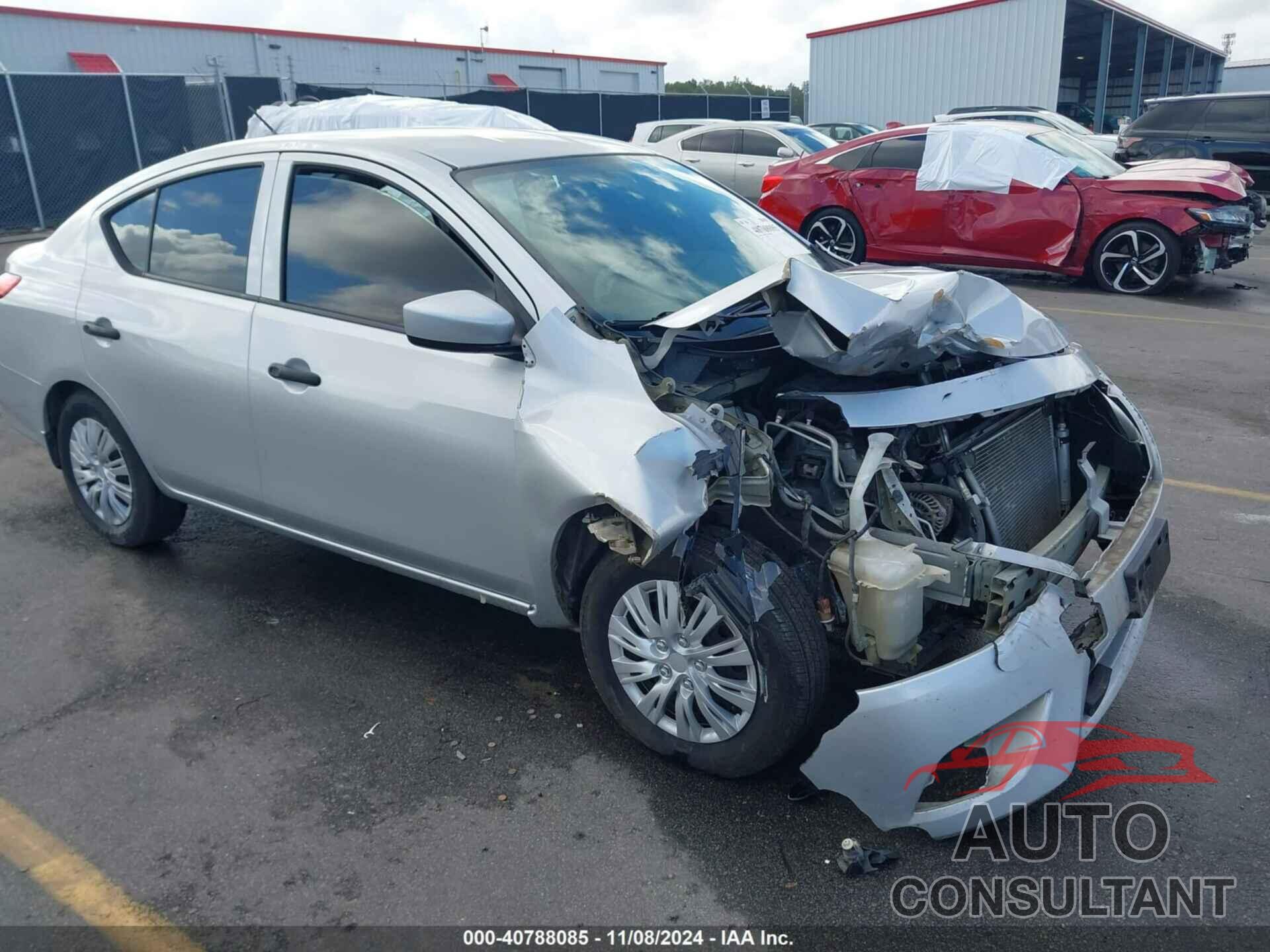 NISSAN VERSA 2017 - 3N1CN7AP9HL850147