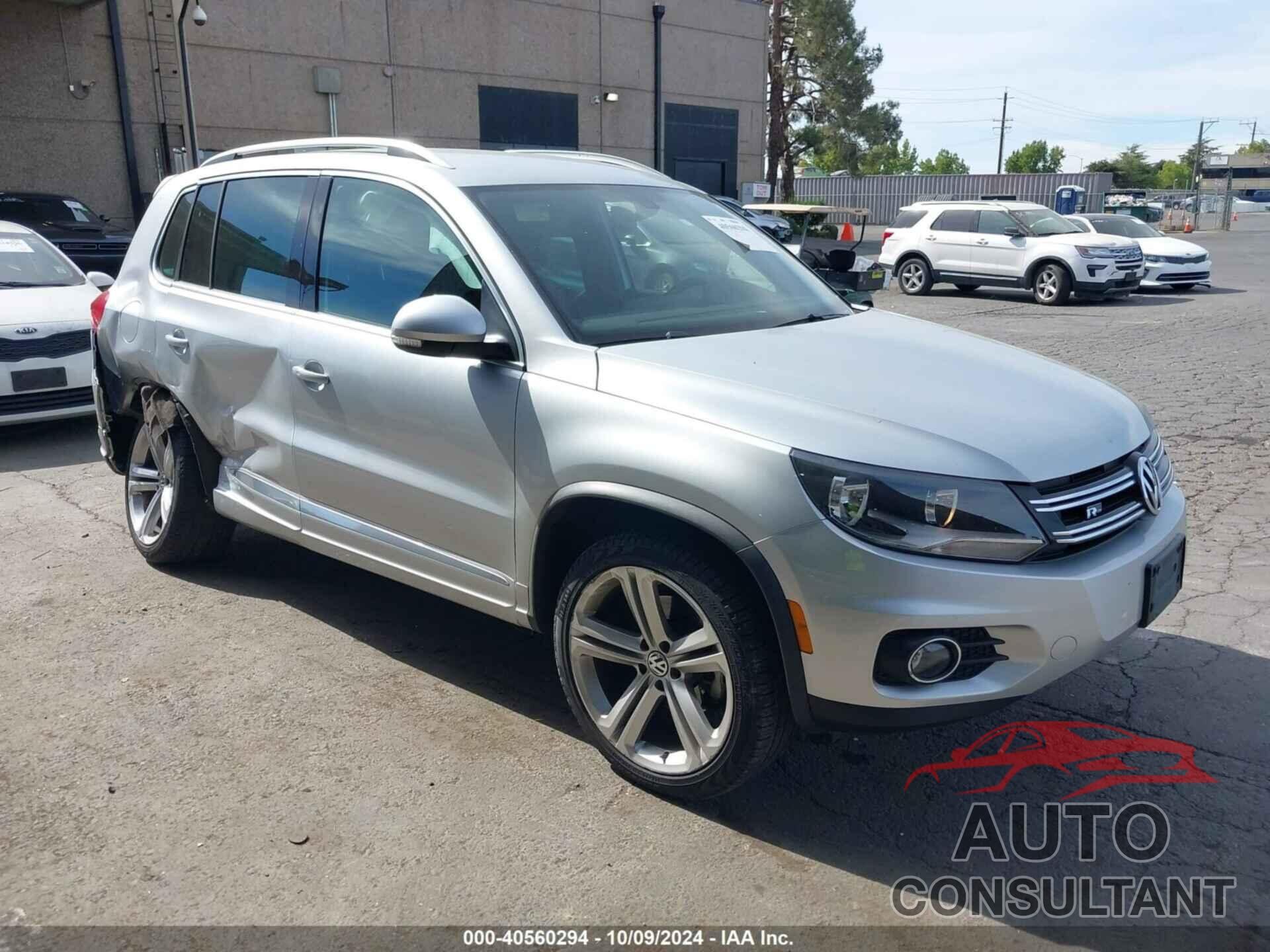 VOLKSWAGEN TIGUAN 2016 - WVGBV7AX1GW025605