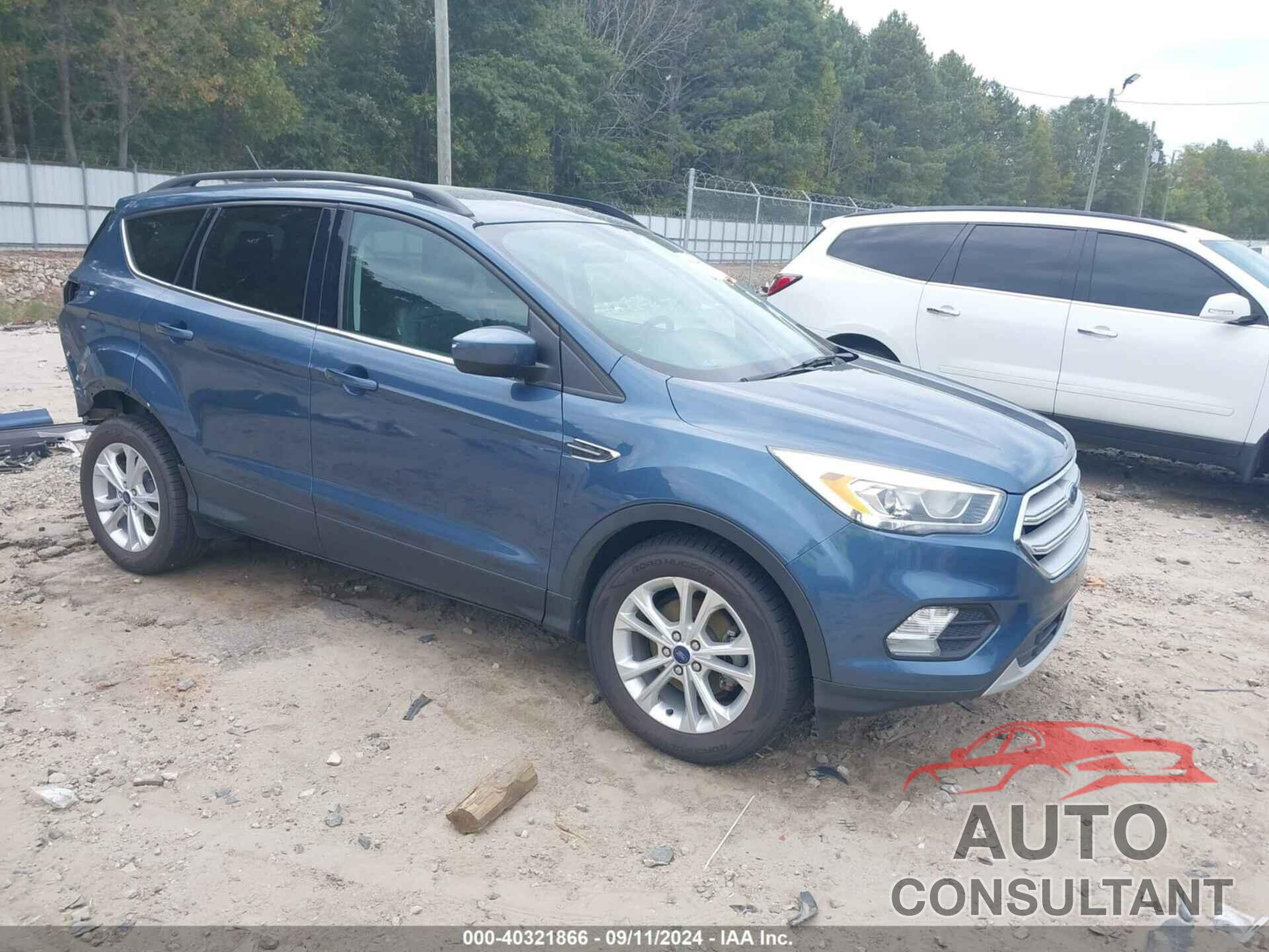 FORD ESCAPE 2018 - 1FMCU0HD0JUA52856