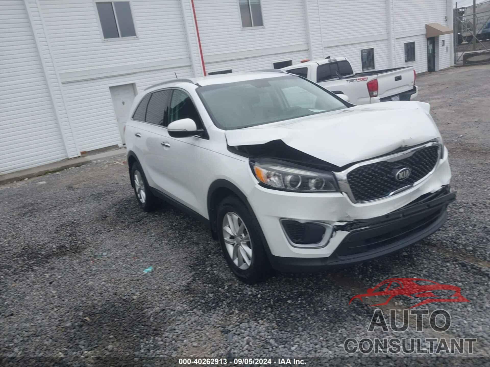 KIA SORENTO 2017 - 5XYPG4A32HG254440