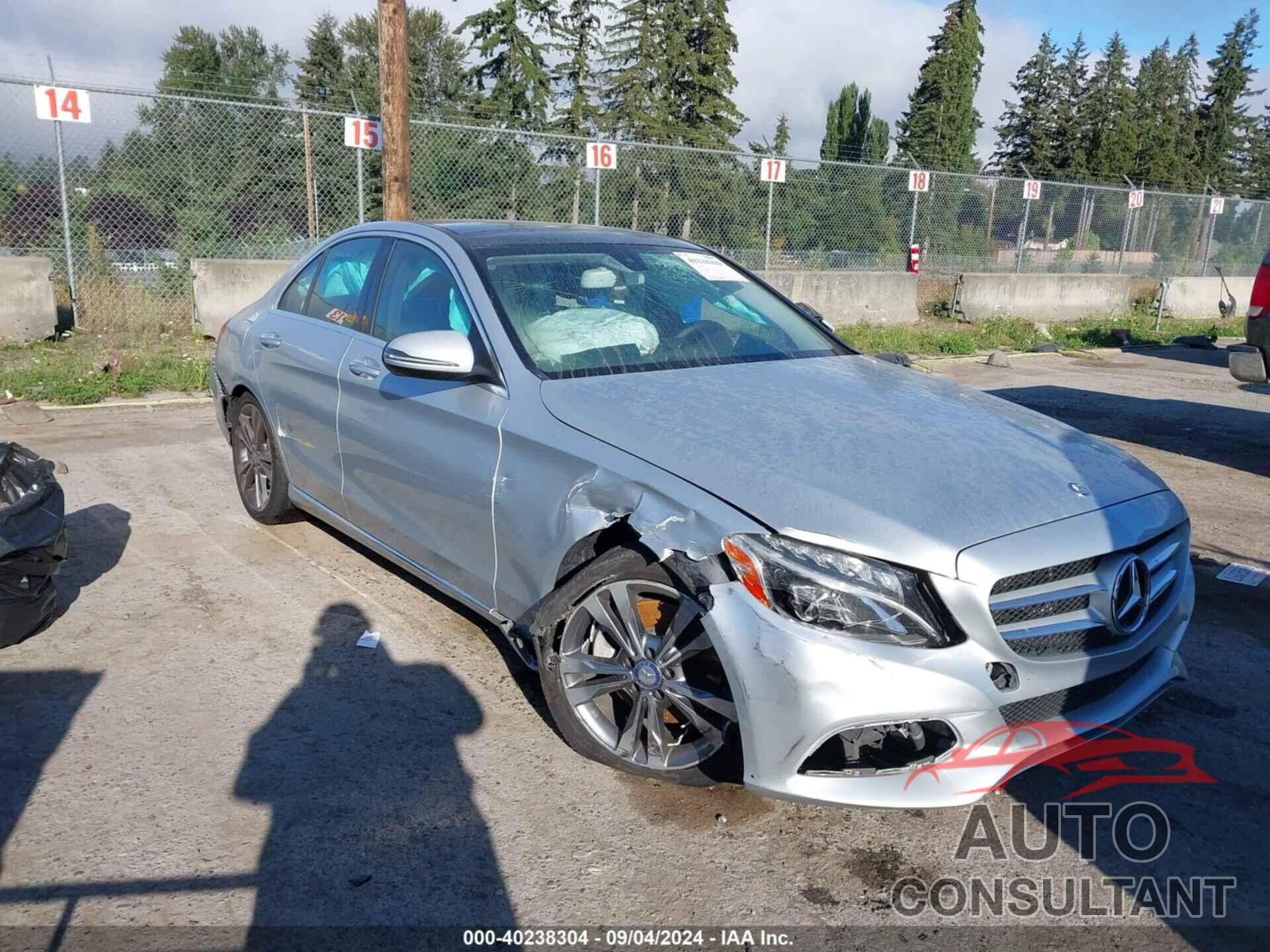 MERCEDES-BENZ C 300 2016 - 55SWF4JB1GU175657