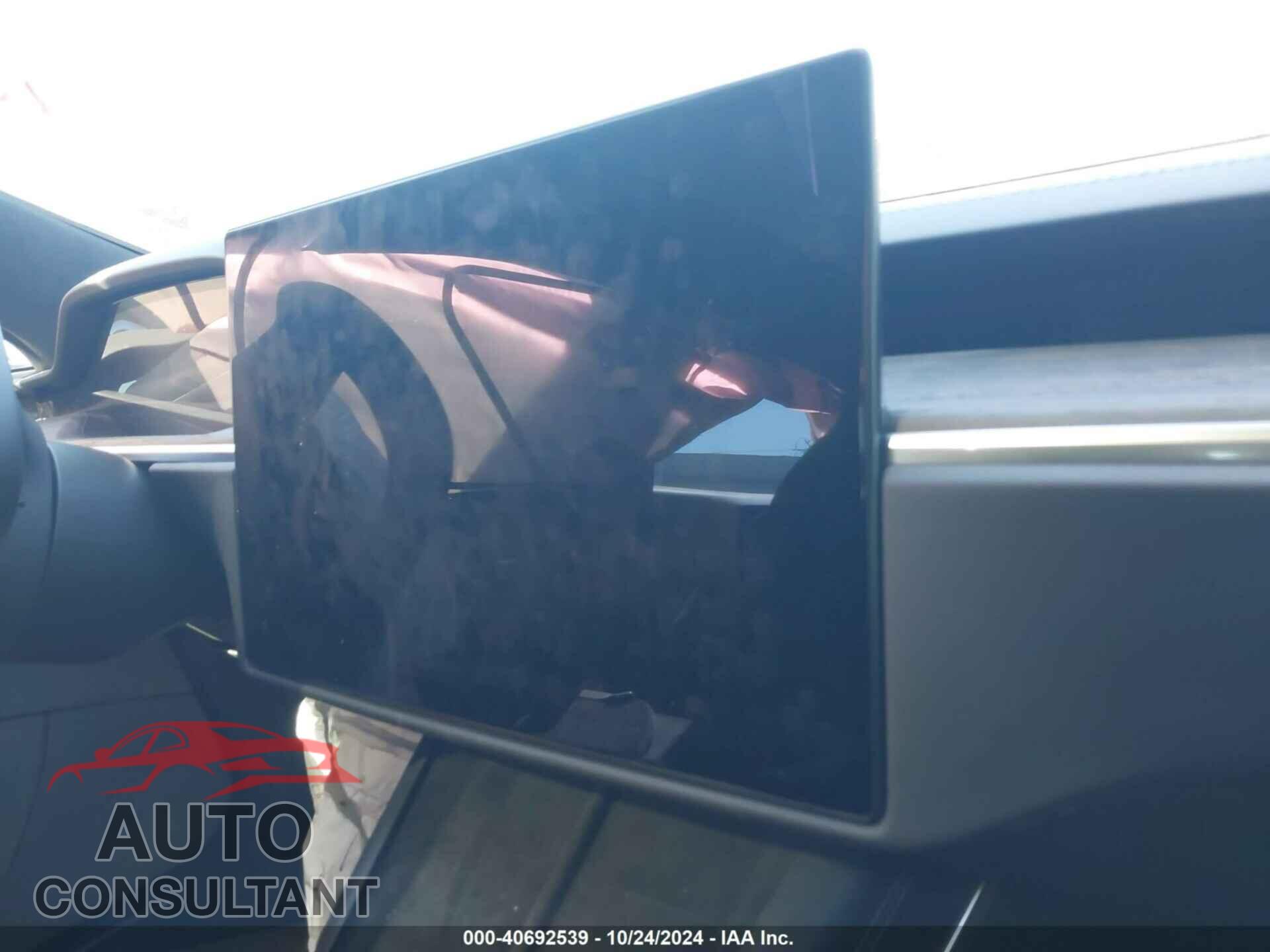 TESLA MODEL S 2022 - 5YJSA1E51NF465122