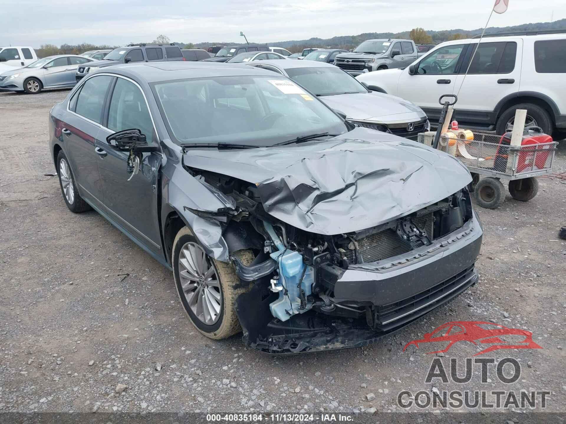 VOLKSWAGEN PASSAT 2017 - 1VWBT7A32HC040606