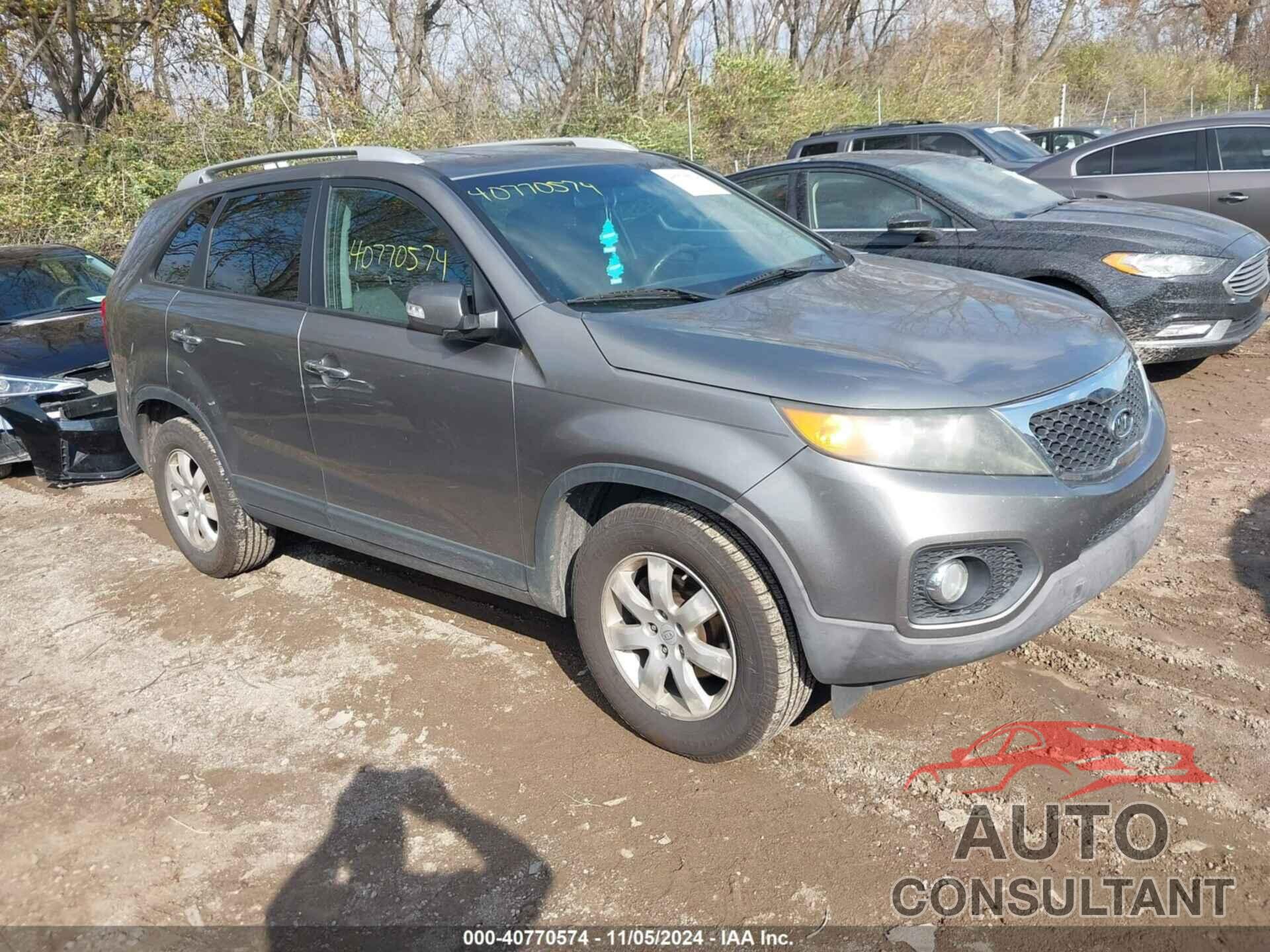 KIA SORENTO 2012 - 5XYKT3A64CG192140