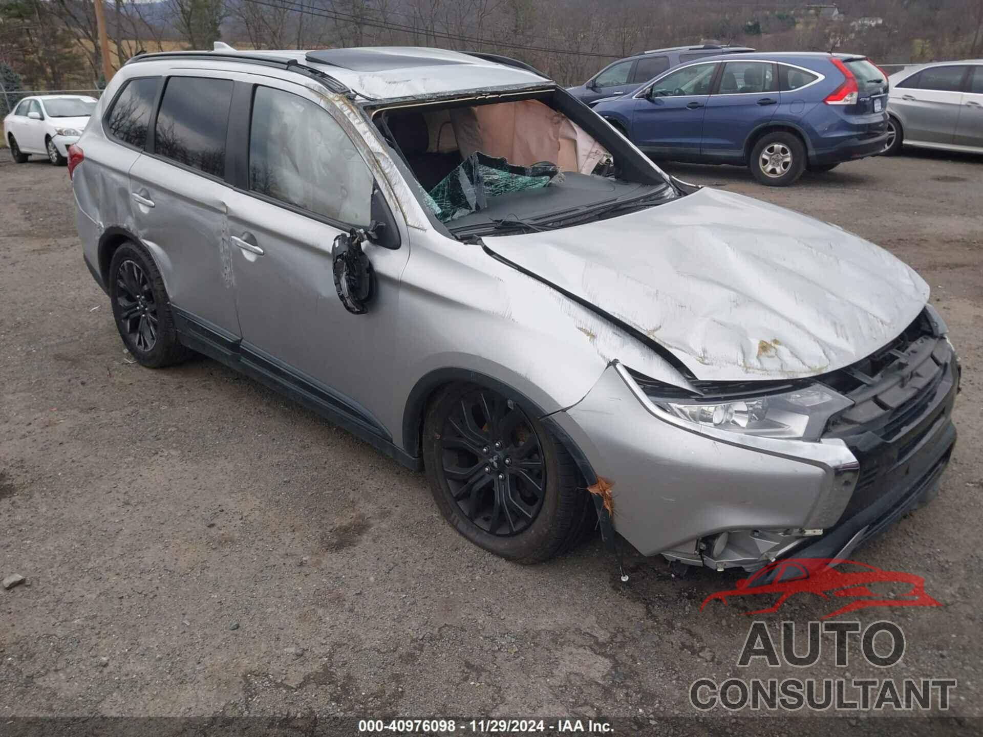 MITSUBISHI OUTLANDER 2019 - JA4AD3A36KZ031457