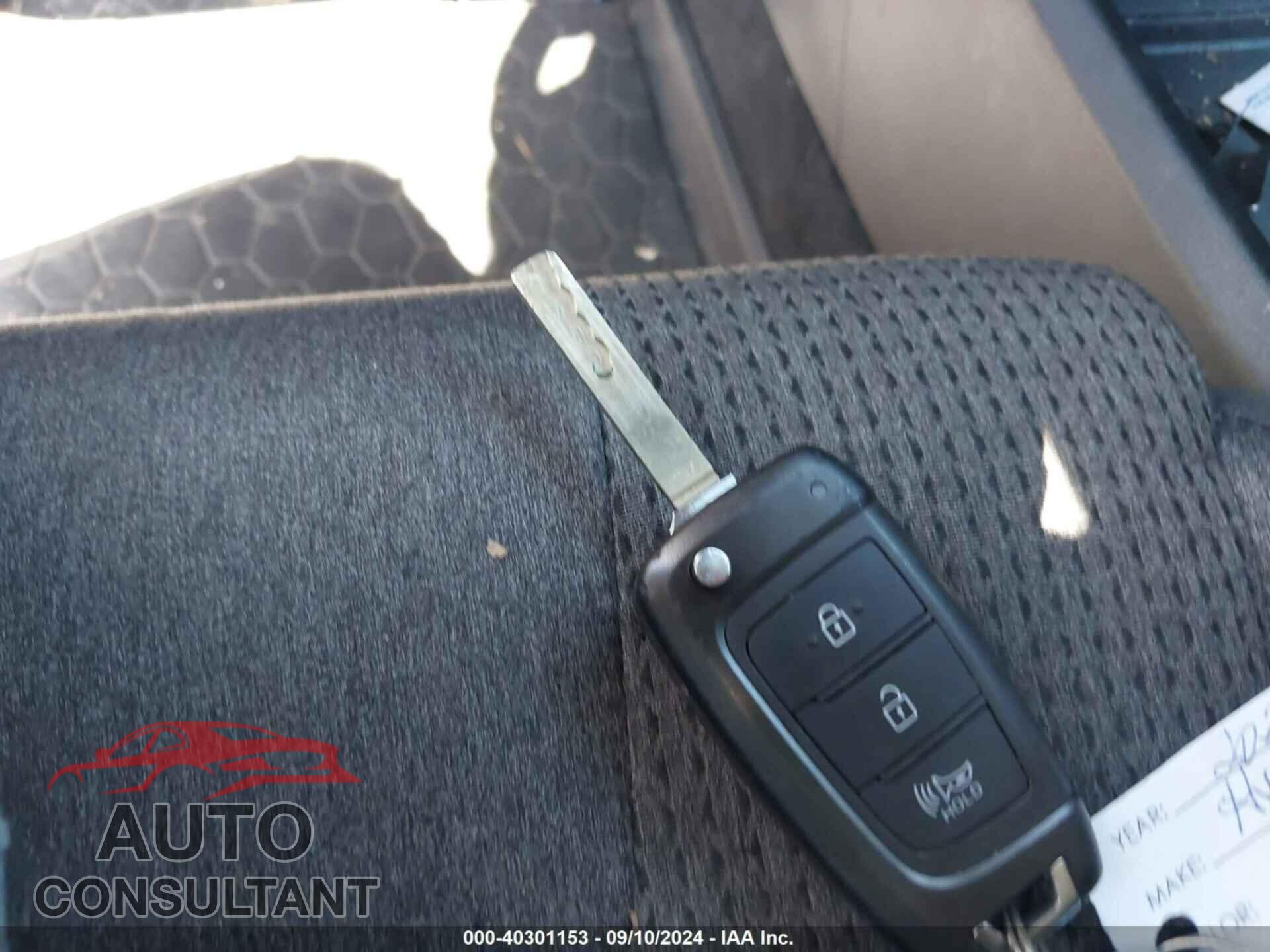 HYUNDAI SANTA FE 2023 - 5NMS14AJXPH545010