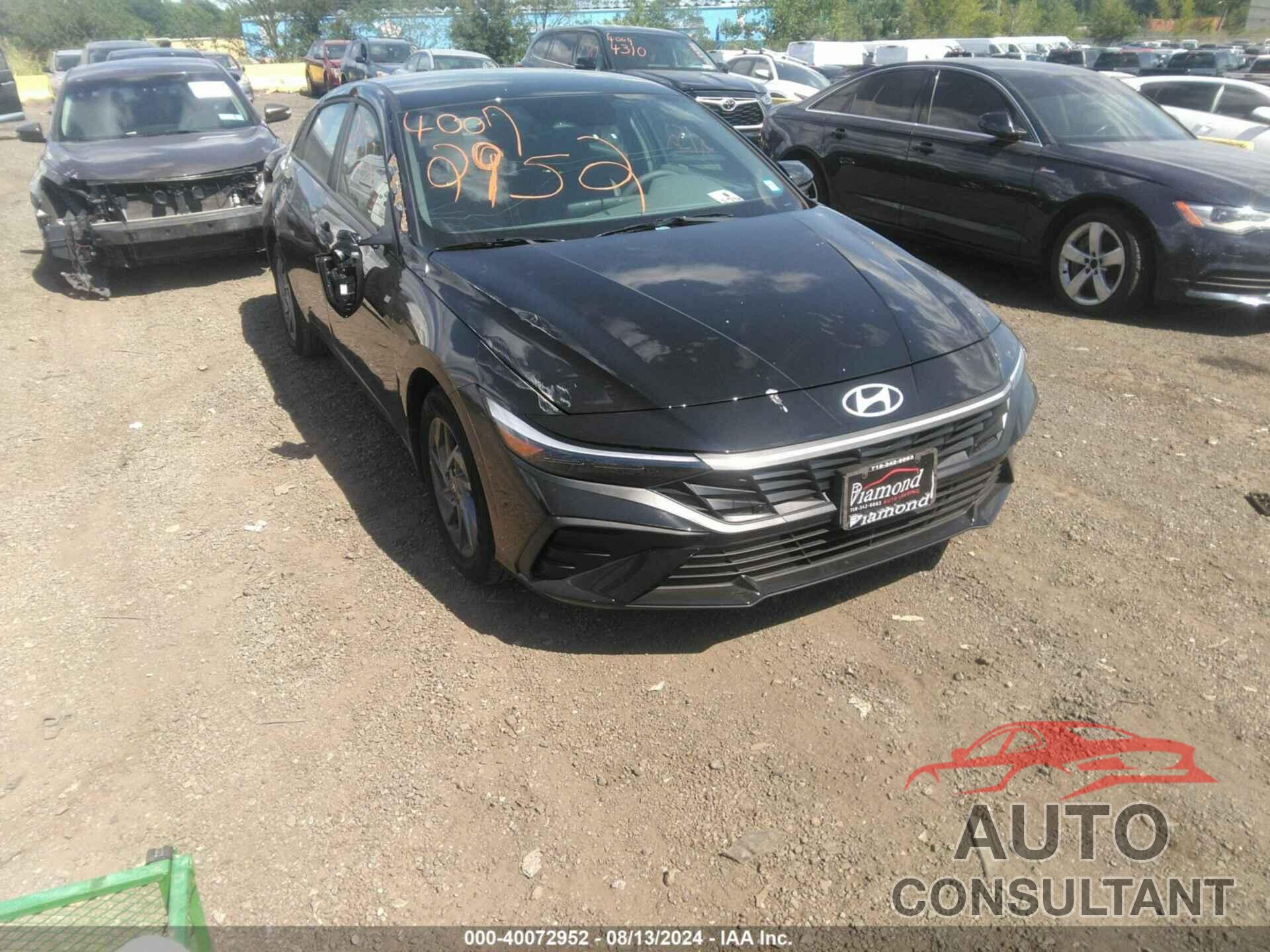 HYUNDAI ELANTRA 2024 - KMHLM4DG1RU784142