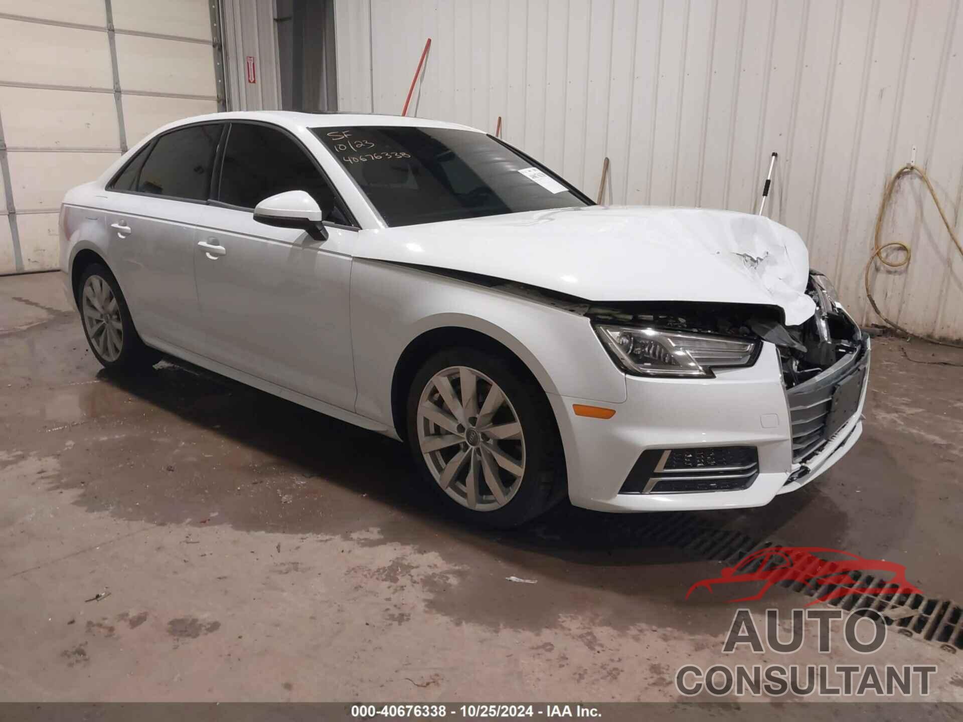 AUDI A4 2018 - WAUDNAF44JN013998