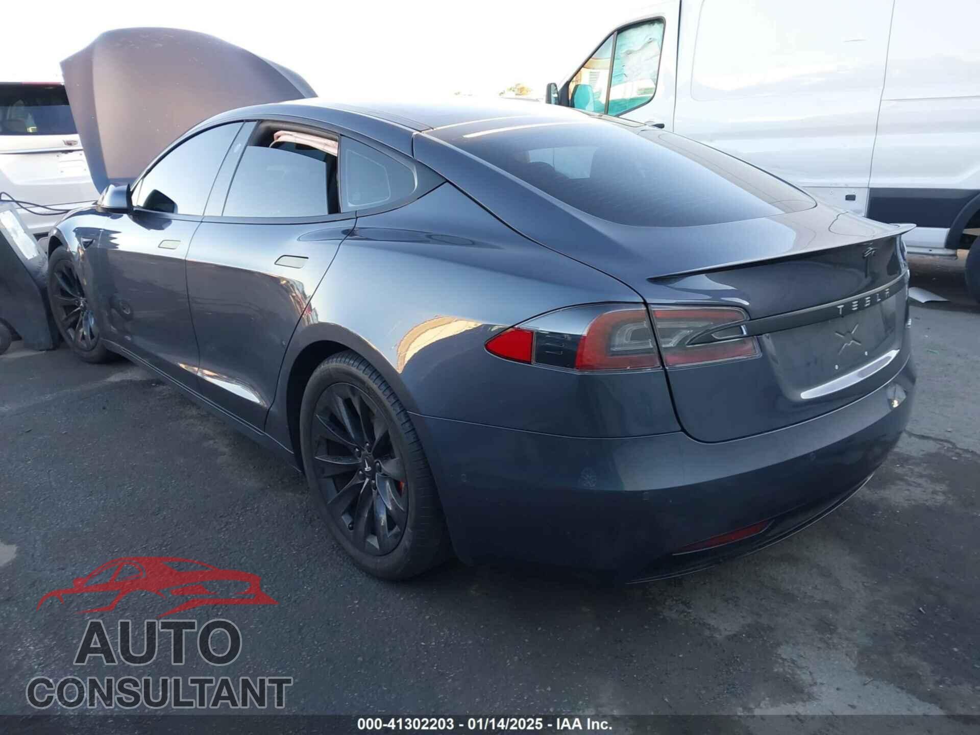 TESLA MODEL S 2017 - 5YJSA1E29HF216786