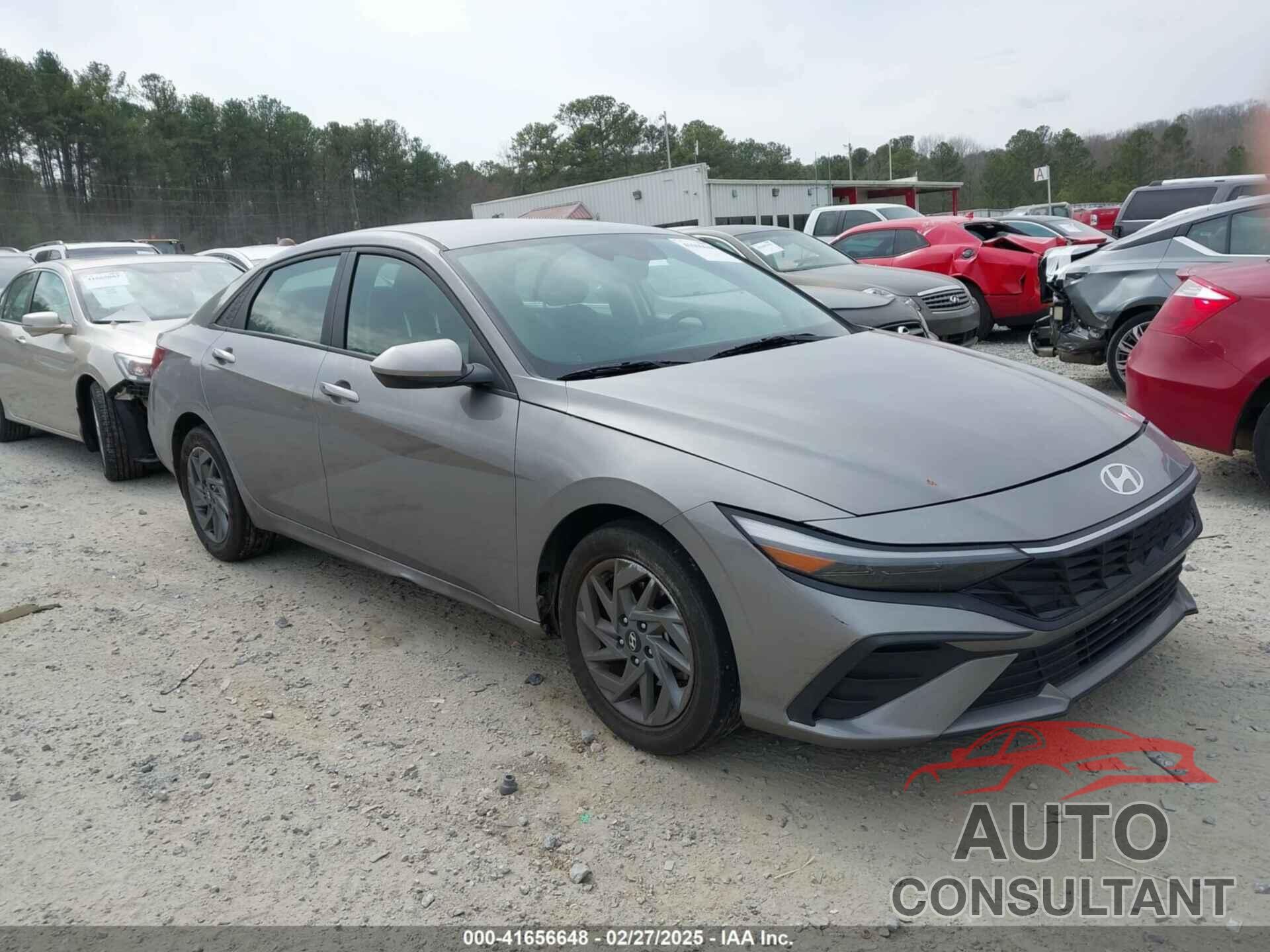 HYUNDAI ELANTRA 2024 - KMHLM4DG8RU717764