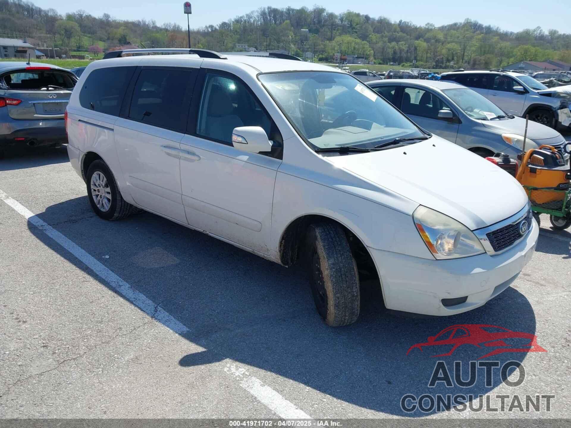 KIA SEDONA 2011 - KNDMG4C79B6409885
