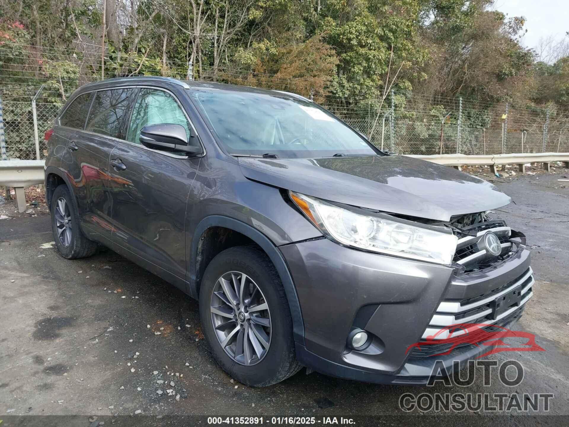 TOYOTA HIGHLANDER 2018 - 5TDKZRFH0JS544190