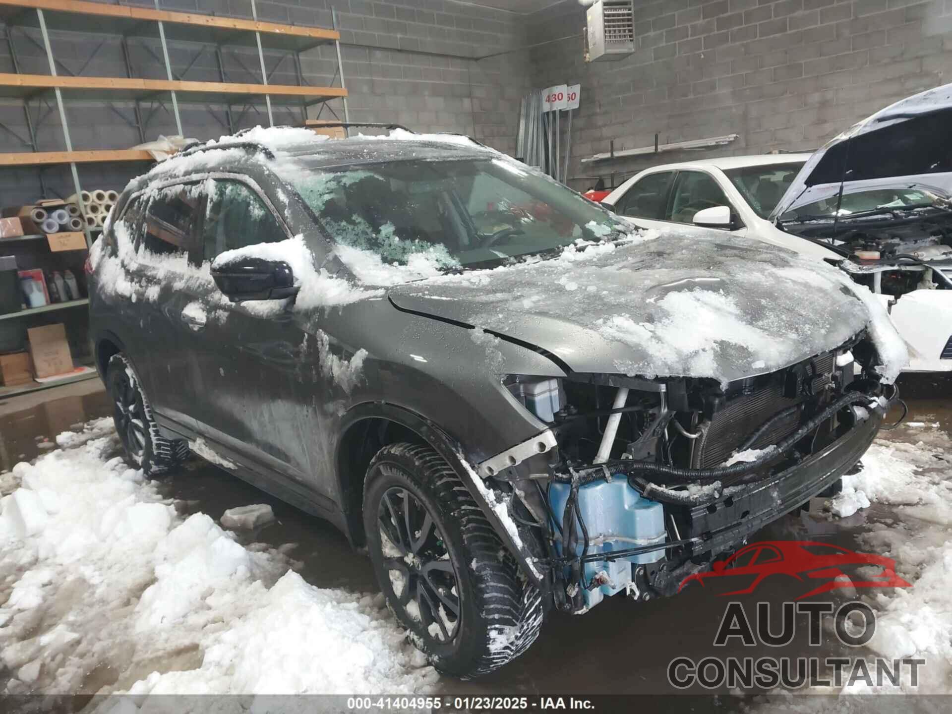 NISSAN ROGUE 2018 - 5N1AT2MV6JC766470