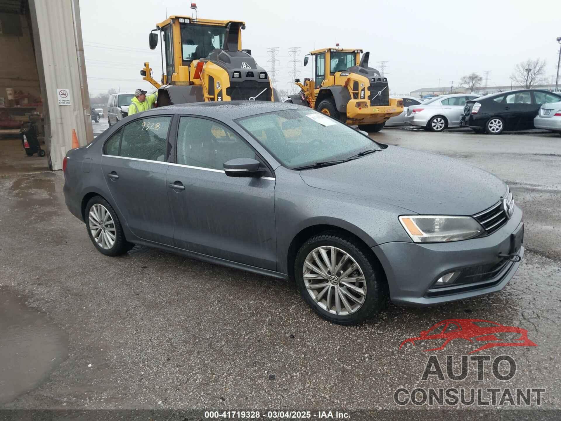 VOLKSWAGEN JETTA 2015 - 3VWD07AJ4FM306977