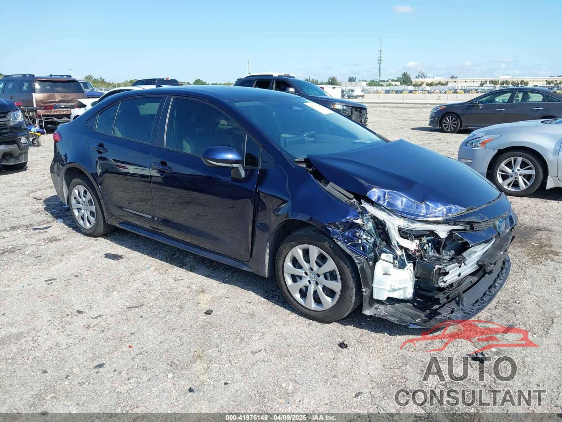 TOYOTA COROLLA 2024 - JTDBCMFE4RJ021466