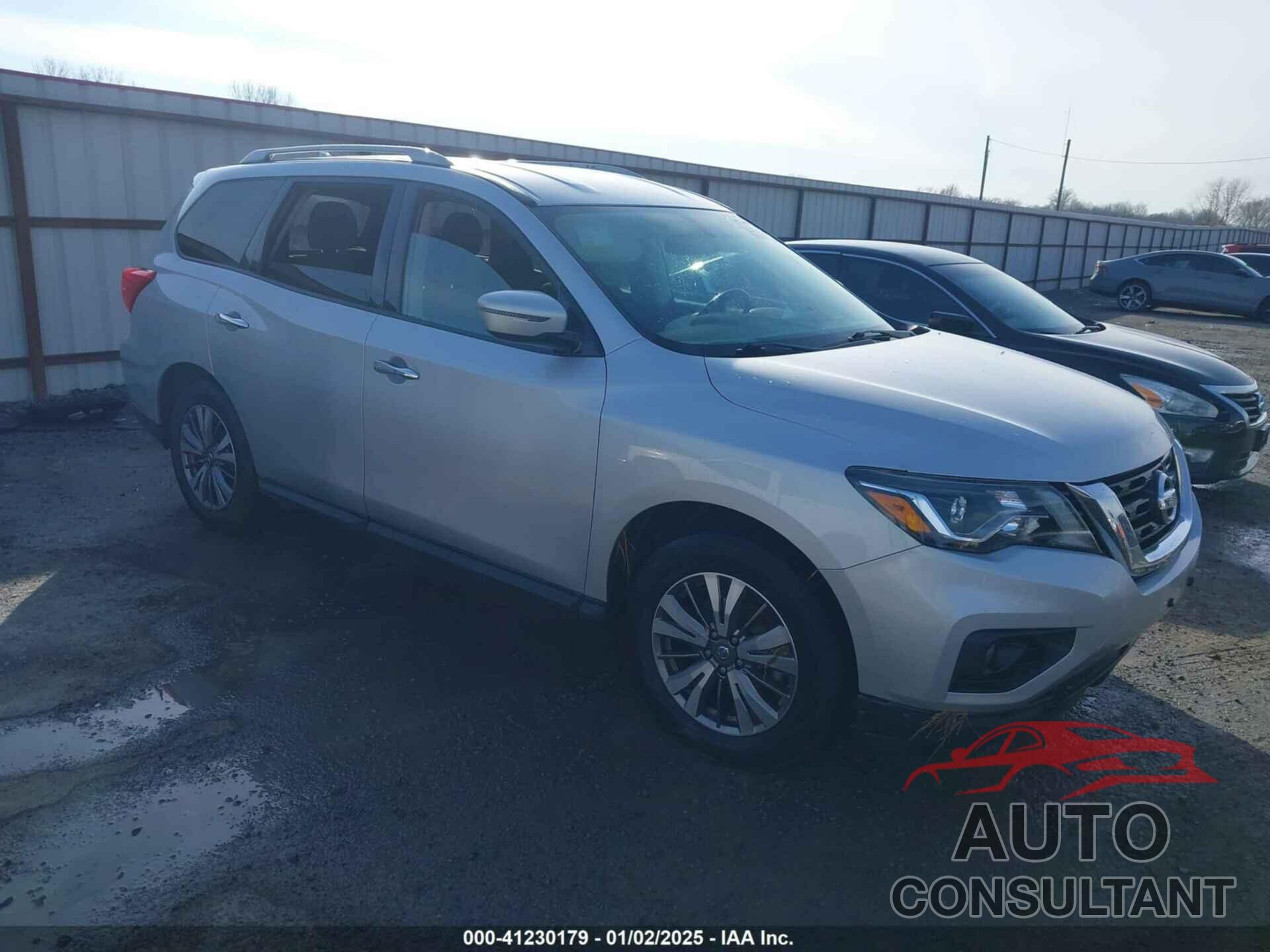 NISSAN PATHFINDER 2019 - 5N1DR2MN6KC606358