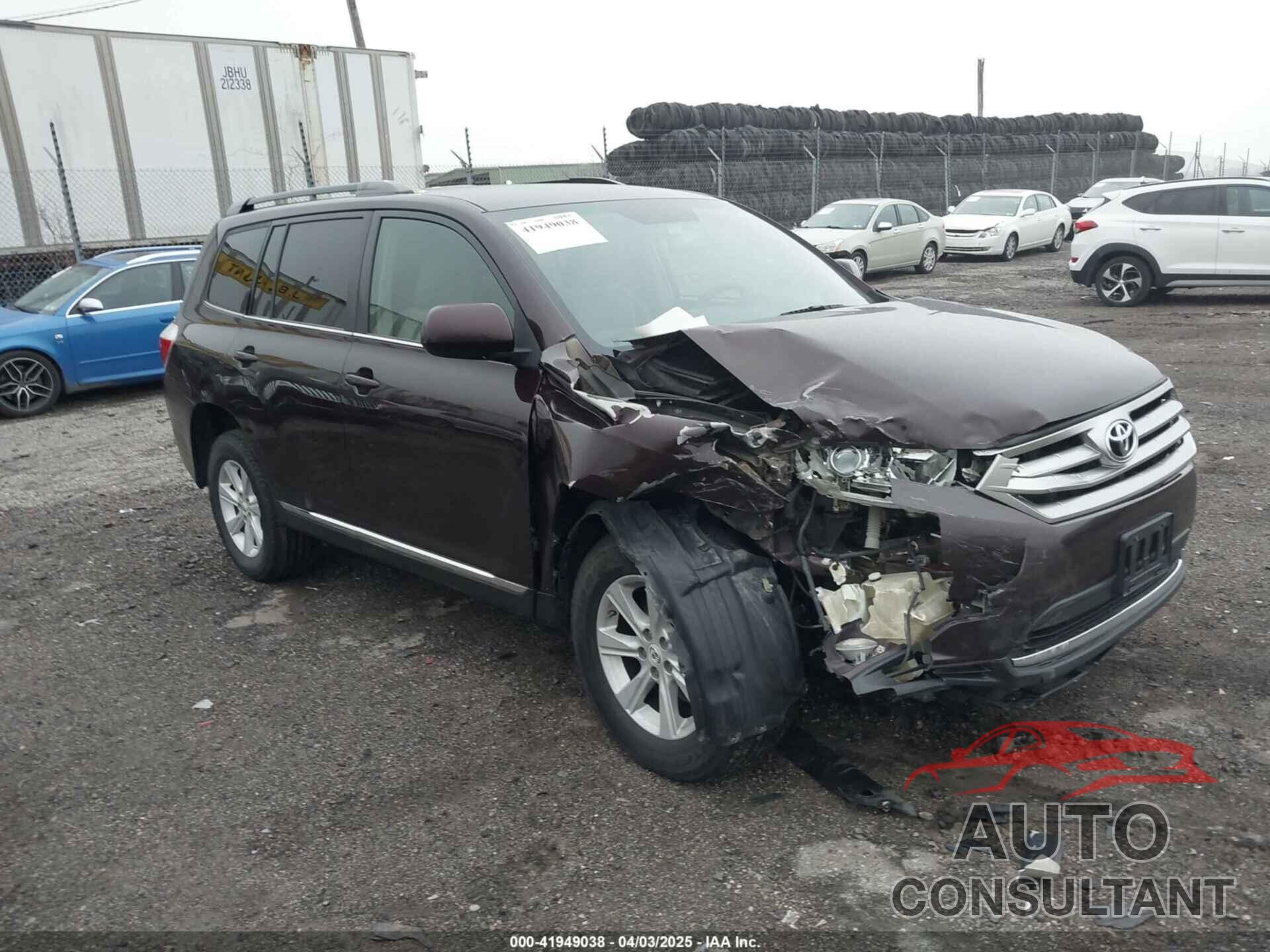 TOYOTA HIGHLANDER 2013 - 5TDBK3EH6DS196919