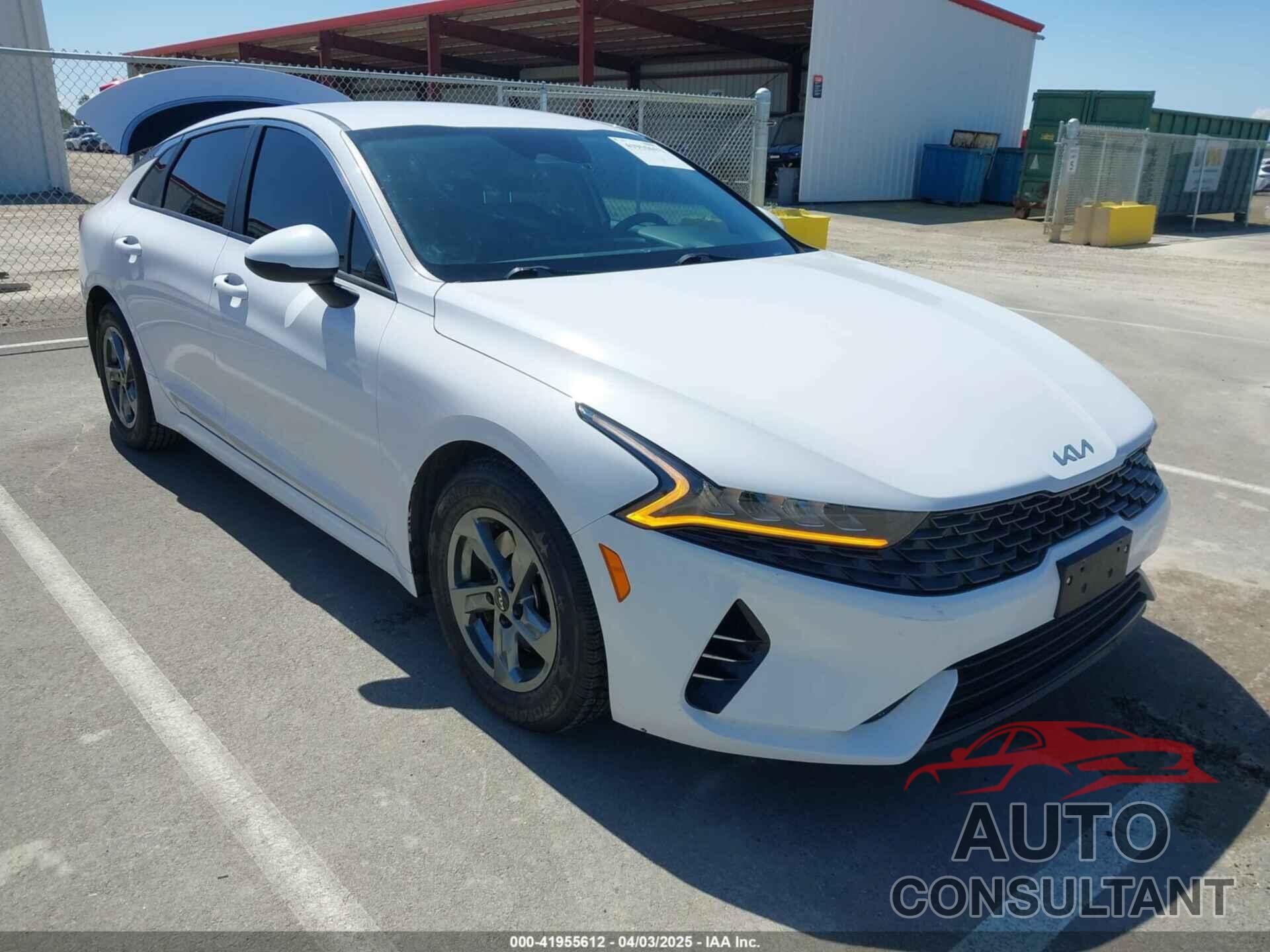 KIA K5 2022 - 5XXG14J26NG094183