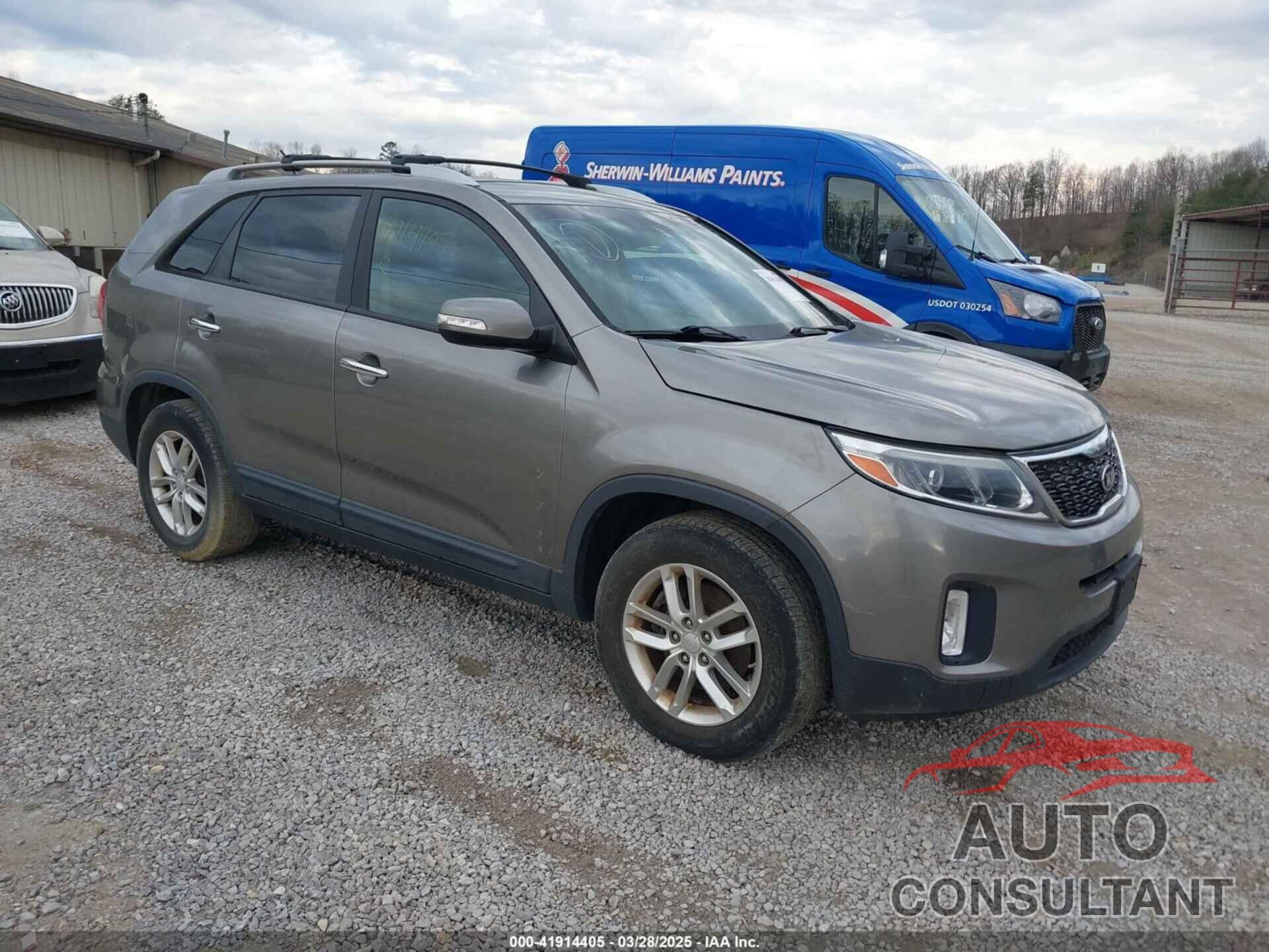 KIA SORENTO 2015 - 5XYKT4A74FG556687