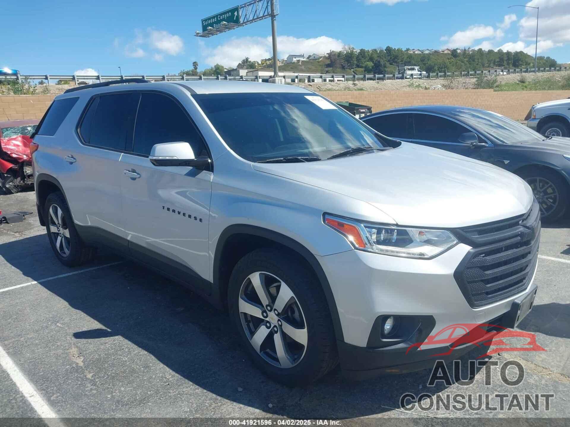 CHEVROLET TRAVERSE 2019 - 1GNEVHKWXK1244900