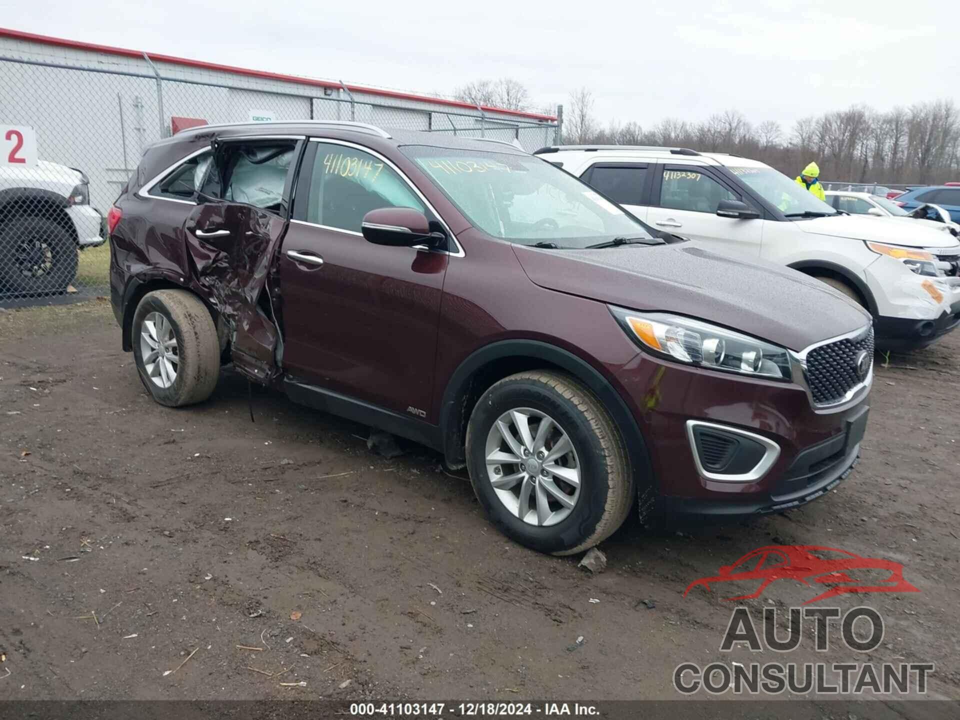 KIA SORENTO 2018 - 5XYPGDA39JG379151