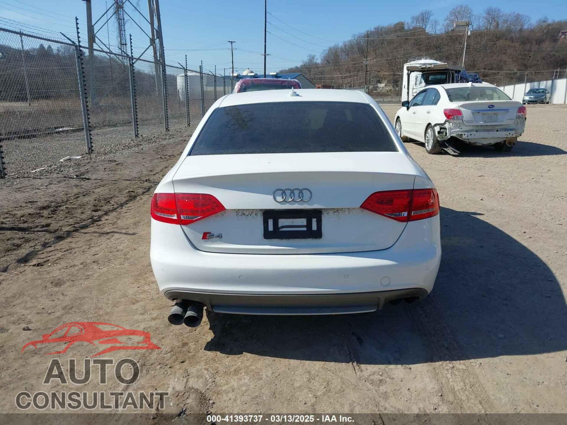 AUDI S4 2012 - WAUDGAFL2CA100391