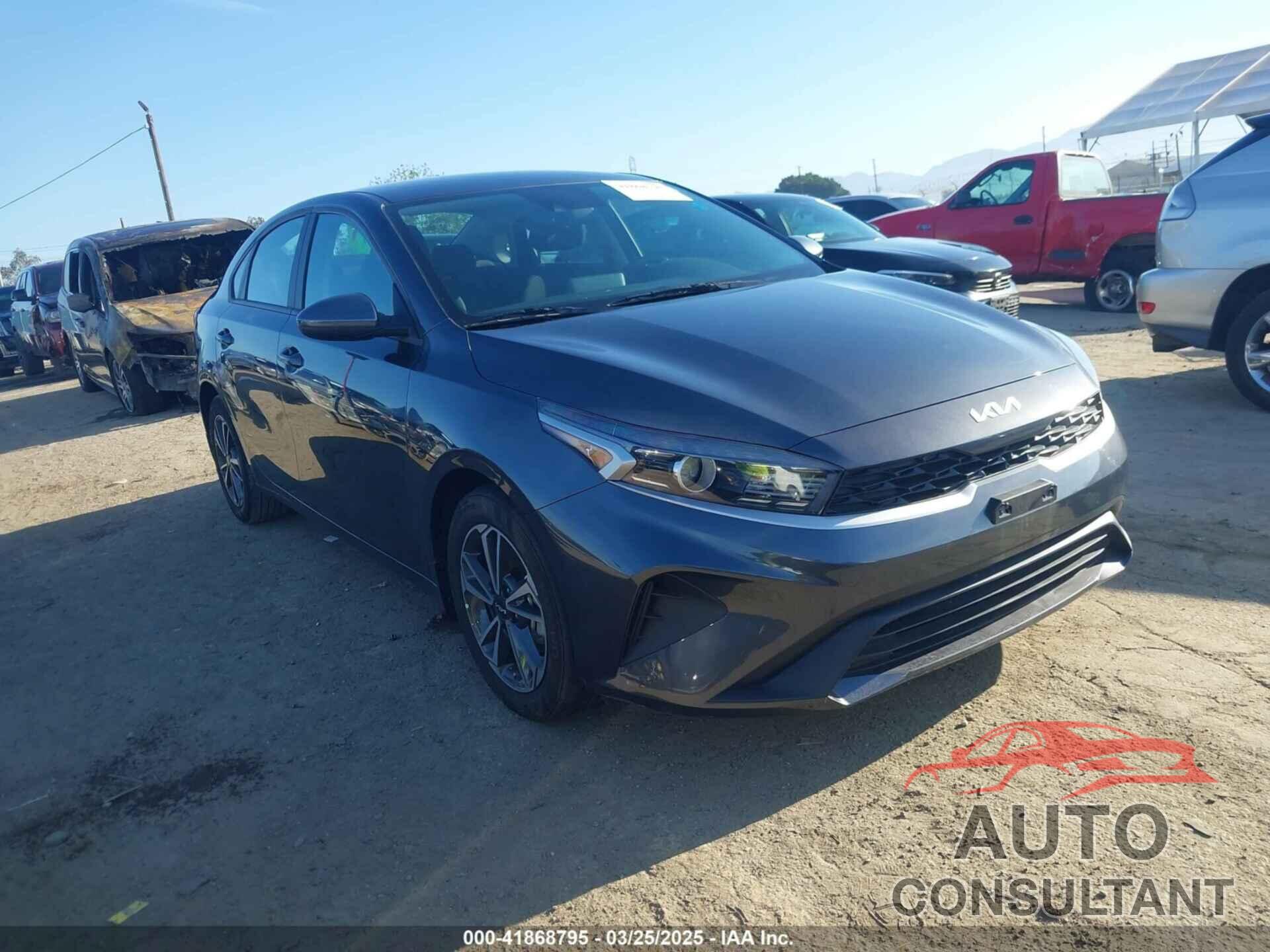 KIA FORTE 2023 - 3KPF24AD8PE651732