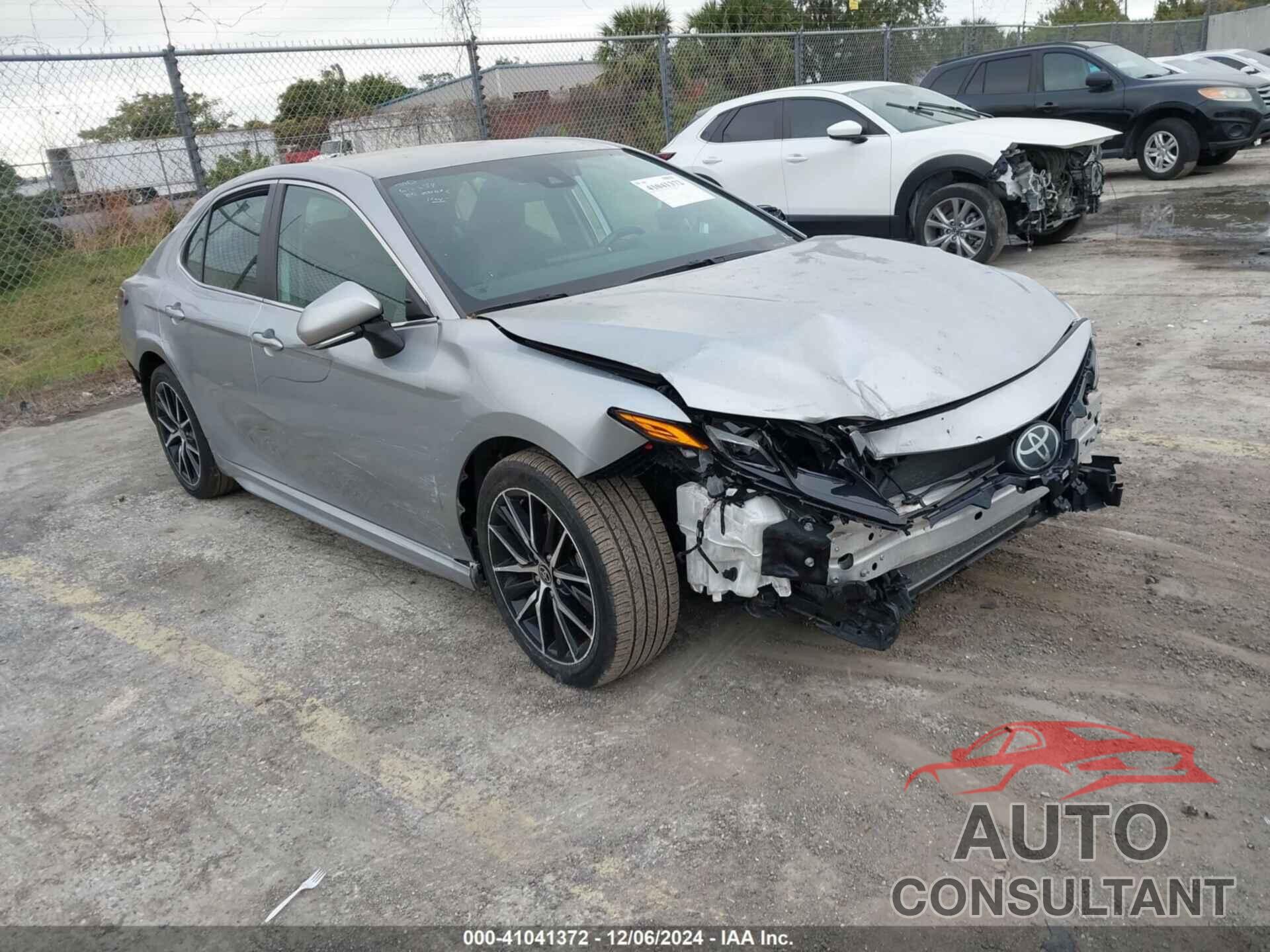 TOYOTA CAMRY 2023 - 4T1G11AK5PU735914