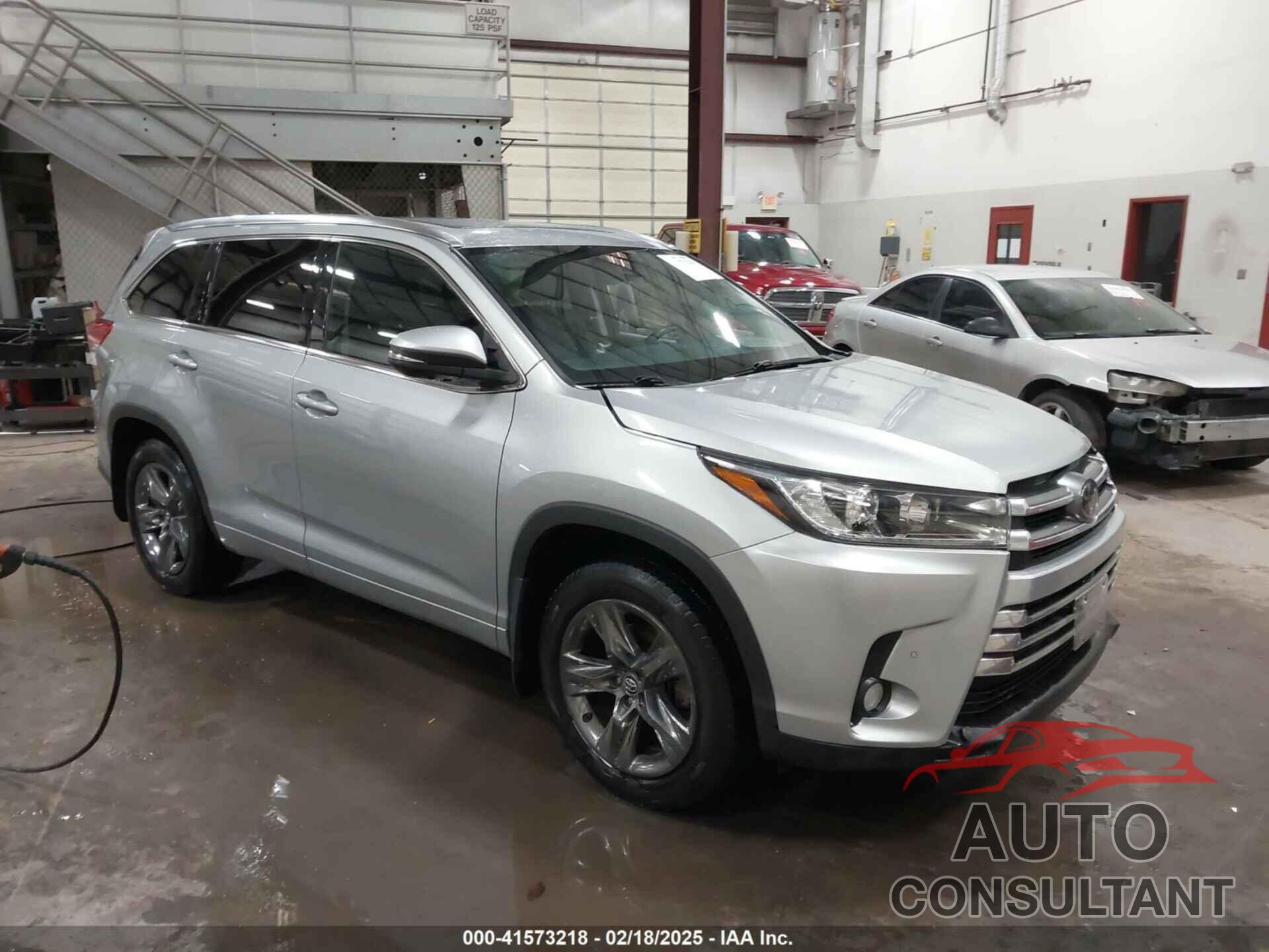 TOYOTA HIGHLANDER 2017 - 5TDDZRFH0HS420147