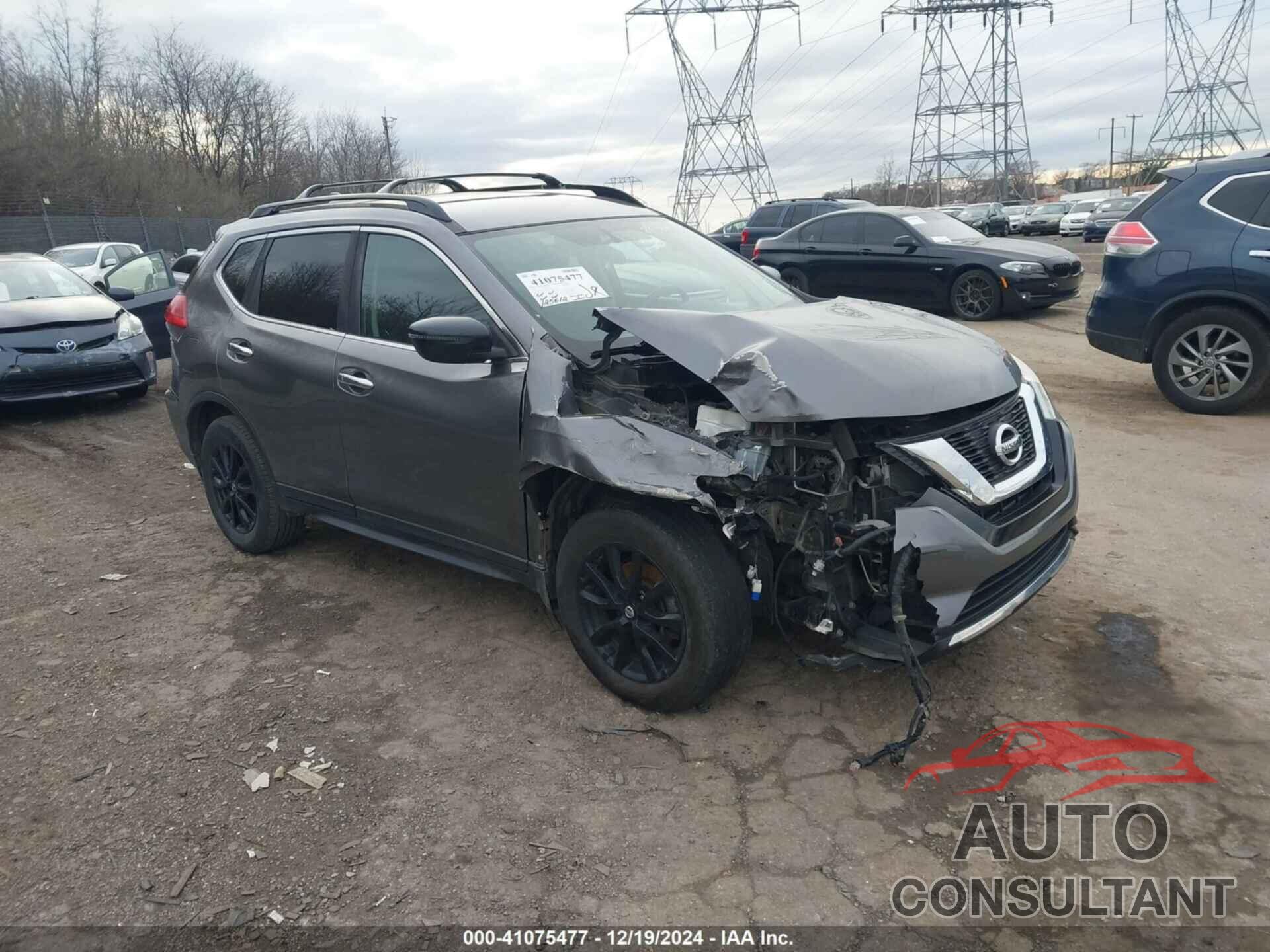 NISSAN ROGUE 2017 - 5N1AT2MVXHC819634