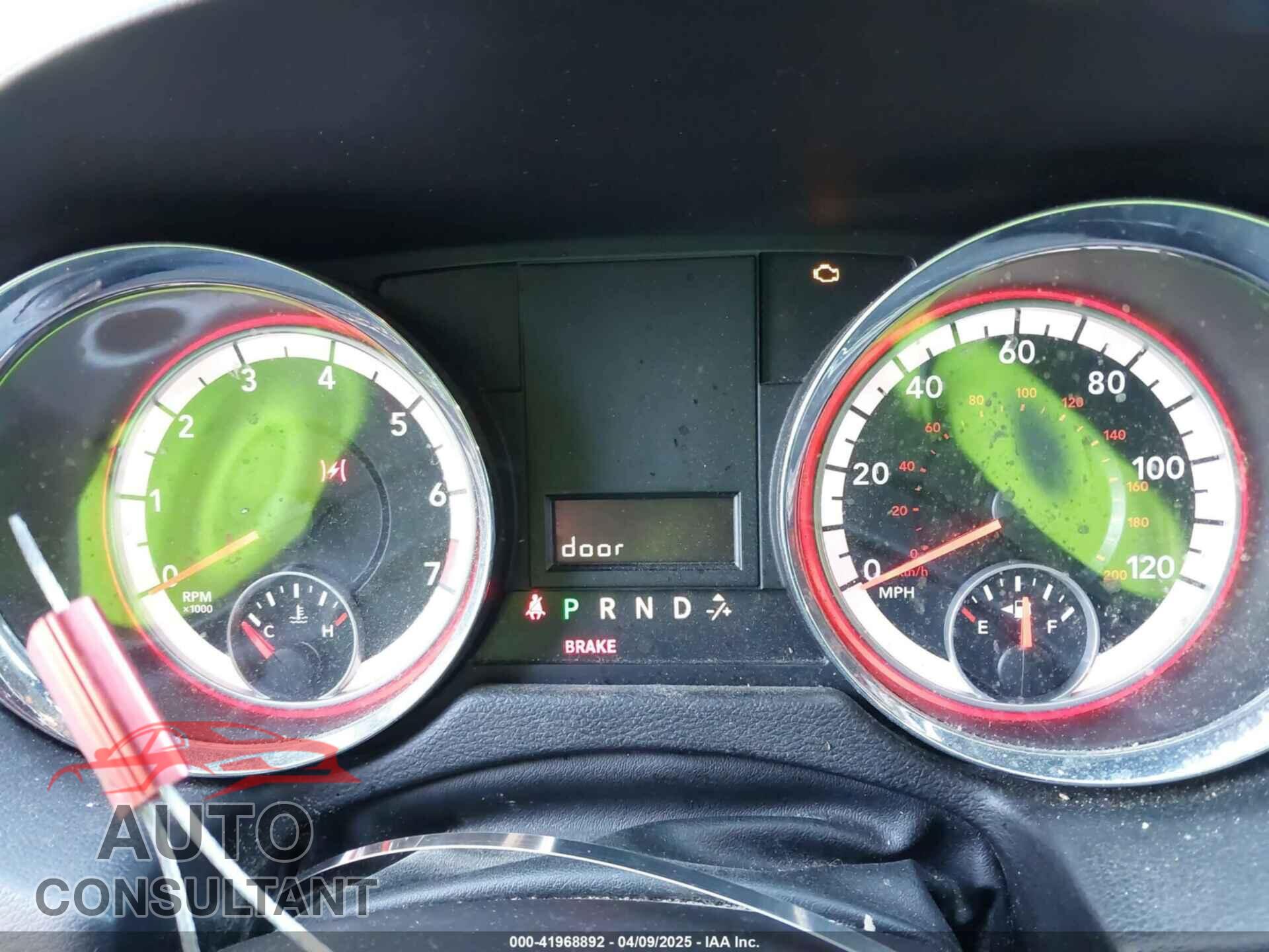 DODGE GRAND CARAVAN 2013 - 2C4RDGBG8DR615146