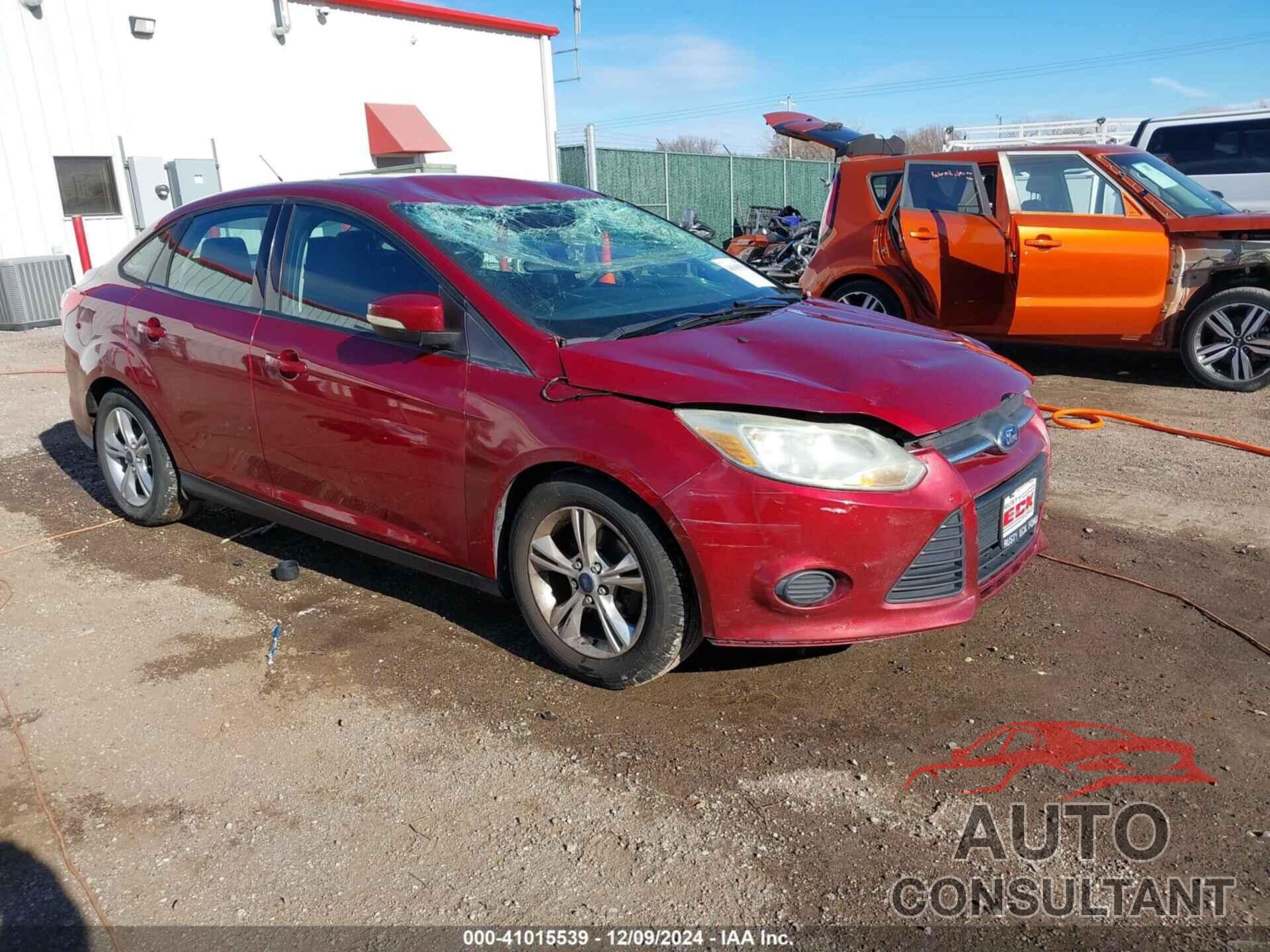 FORD FOCUS 2014 - 1FADP3F24EL247105