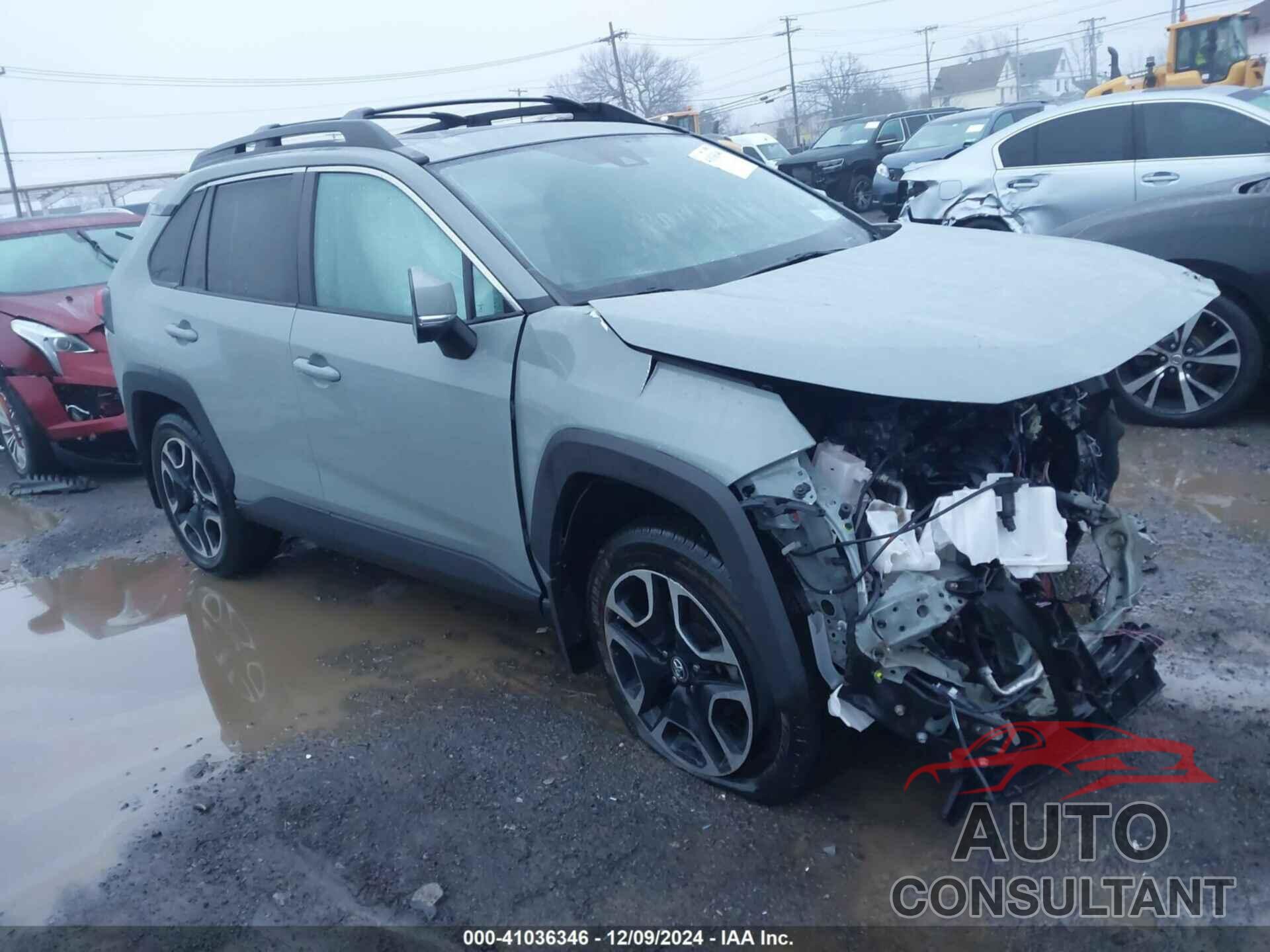 TOYOTA RAV4 2019 - 2T3J1RFV7KW007759