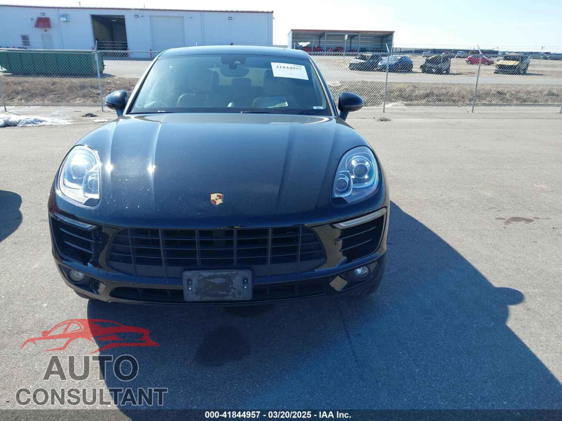 PORSCHE MACAN 2017 - WP1AA2A59HLB05748