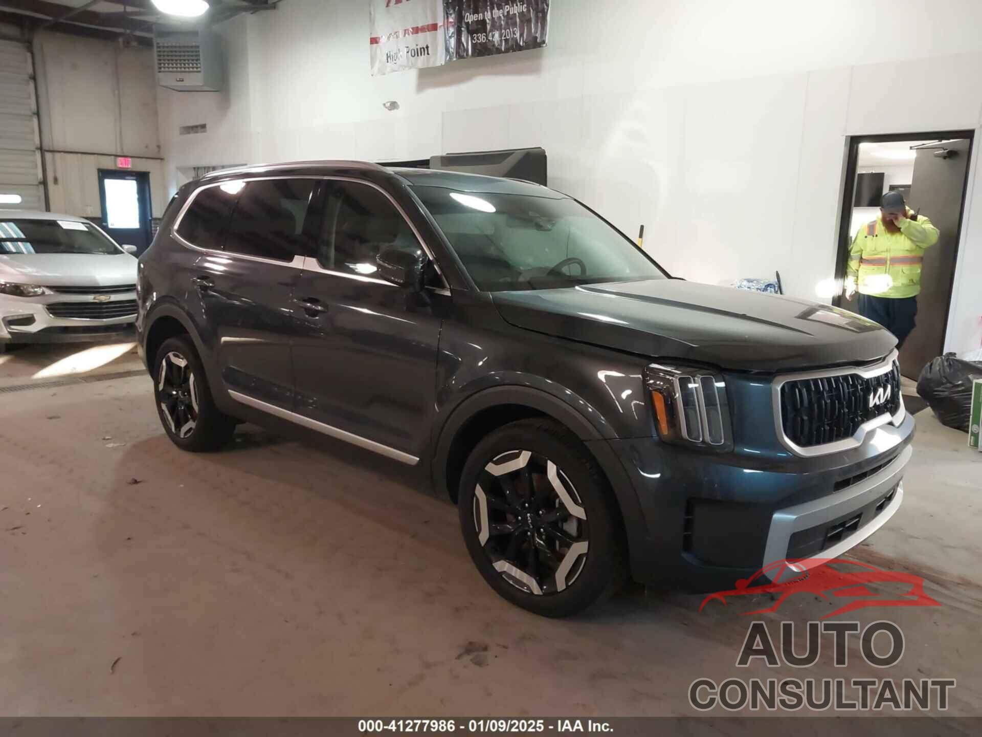 KIA TELLURIDE 2024 - 5XYP3DGC8RG476565