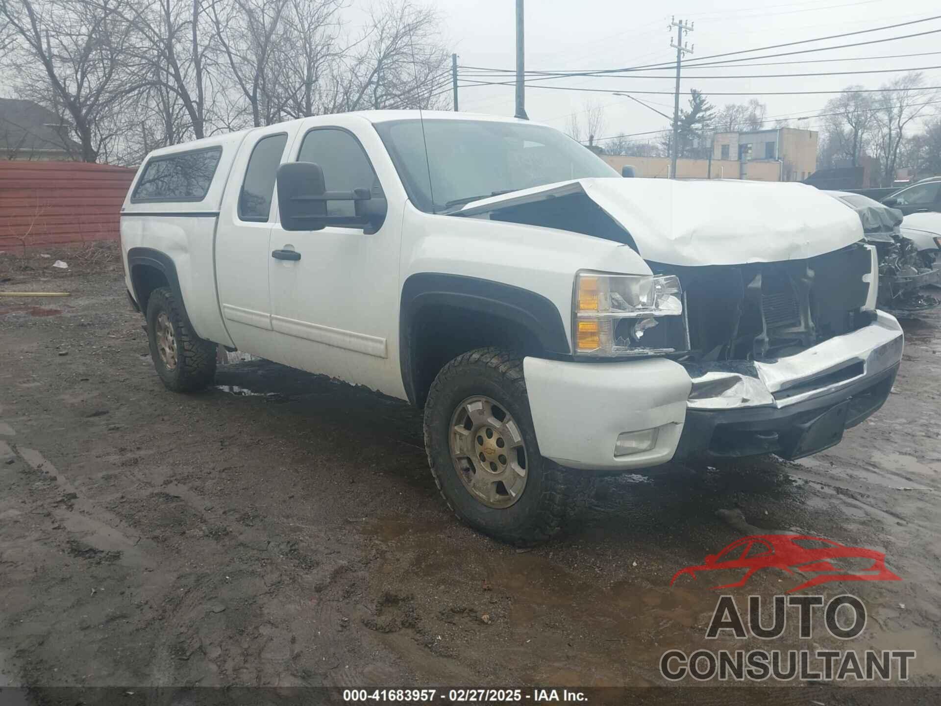 CHEVROLET SILVERADO 1500 2011 - 1GCRKSE31BZ161794