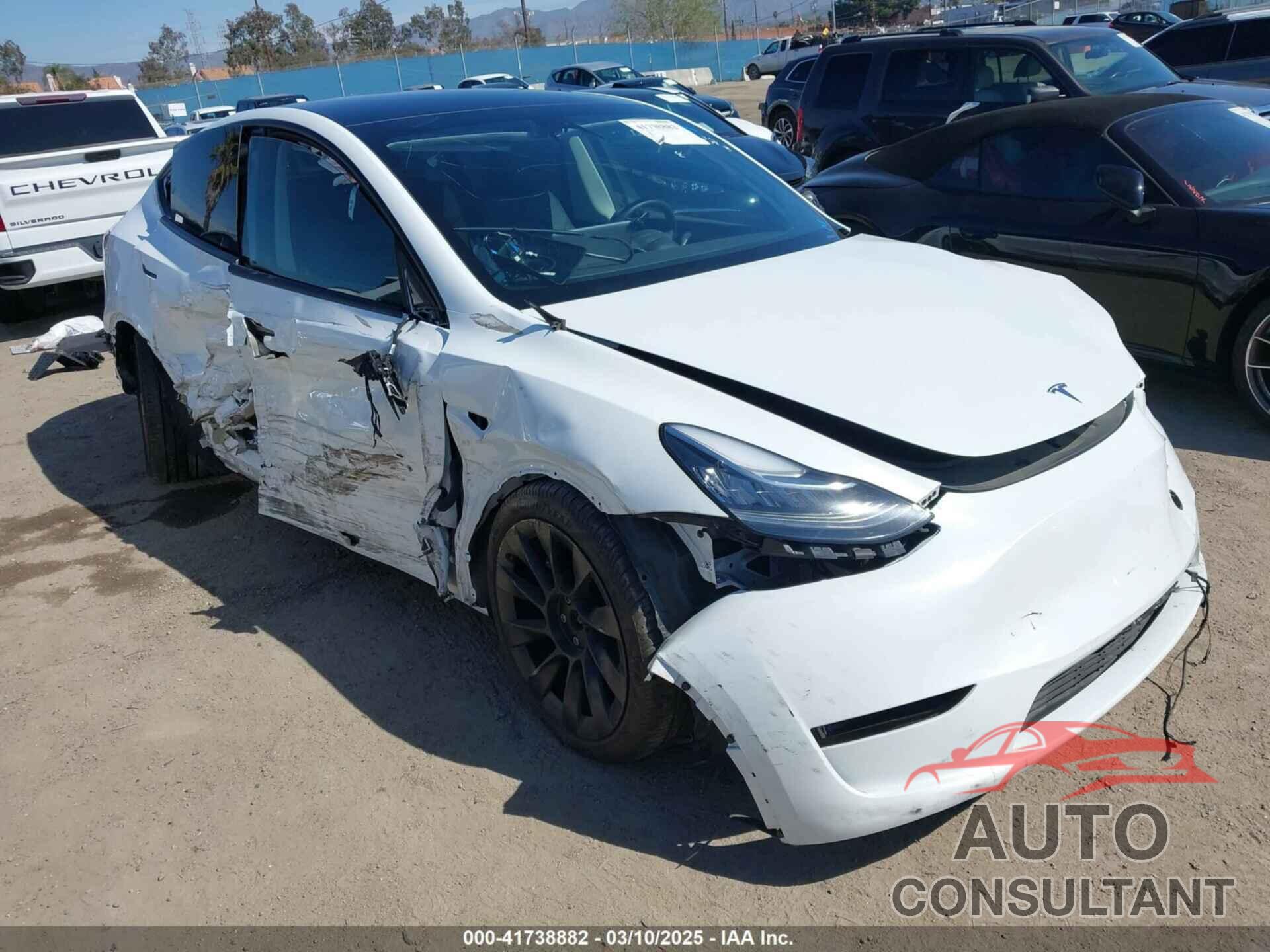 TESLA MODEL Y 2023 - 7SAYGDEE9PA070389