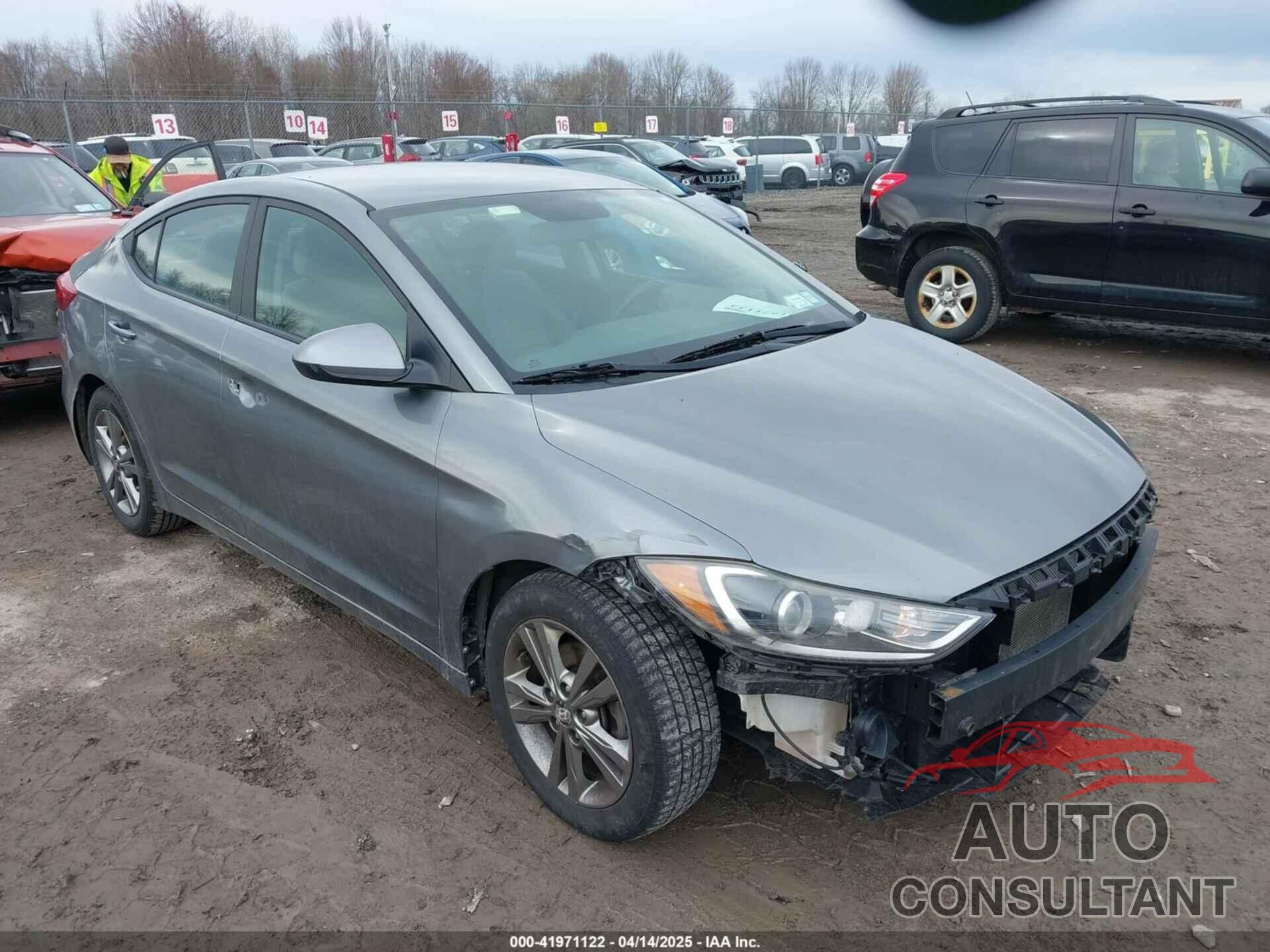 HYUNDAI ELANTRA 2017 - KMHD84LF4HU198079
