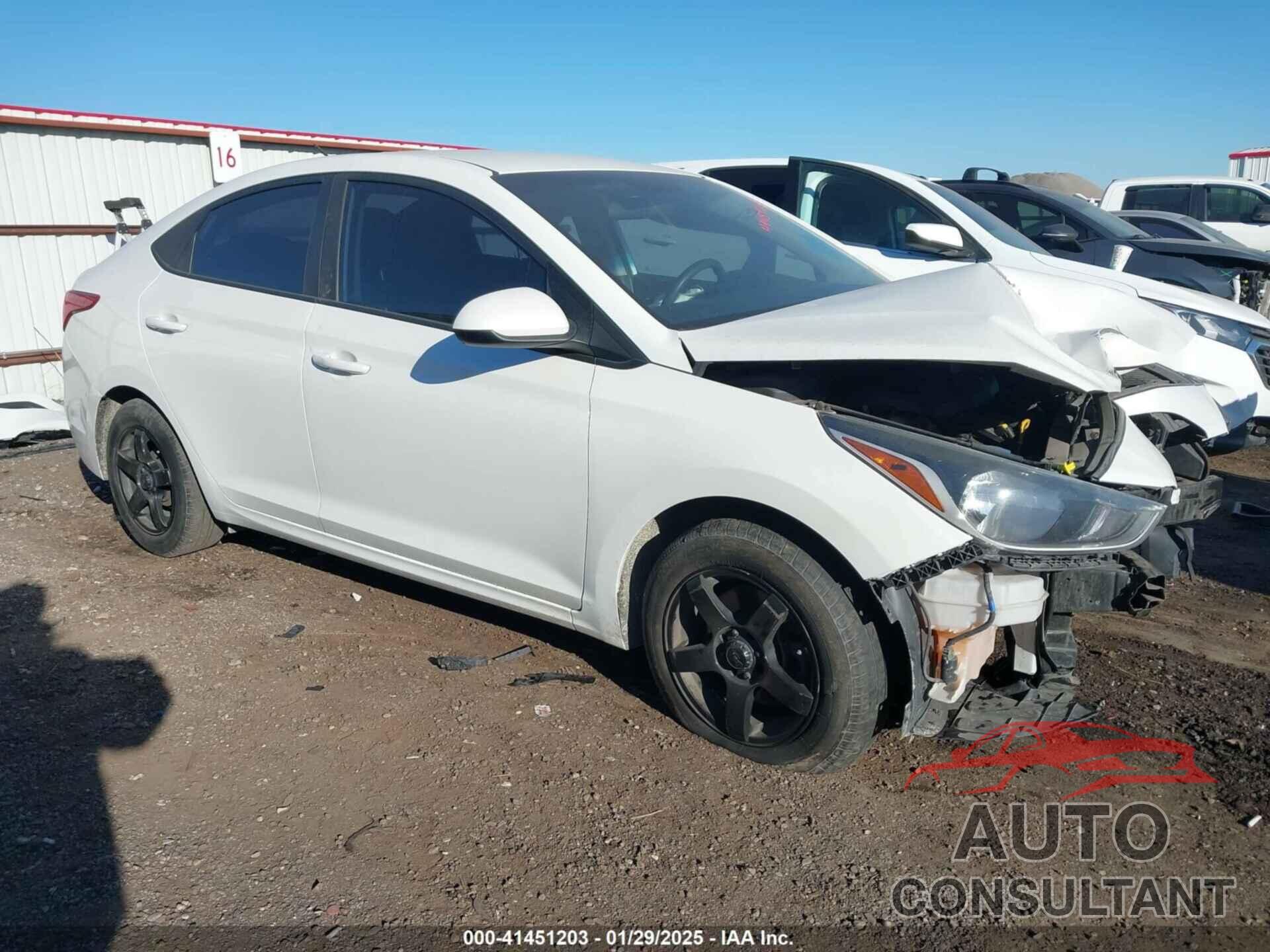HYUNDAI ACCENT 2018 - 3KPC24A36JE020401