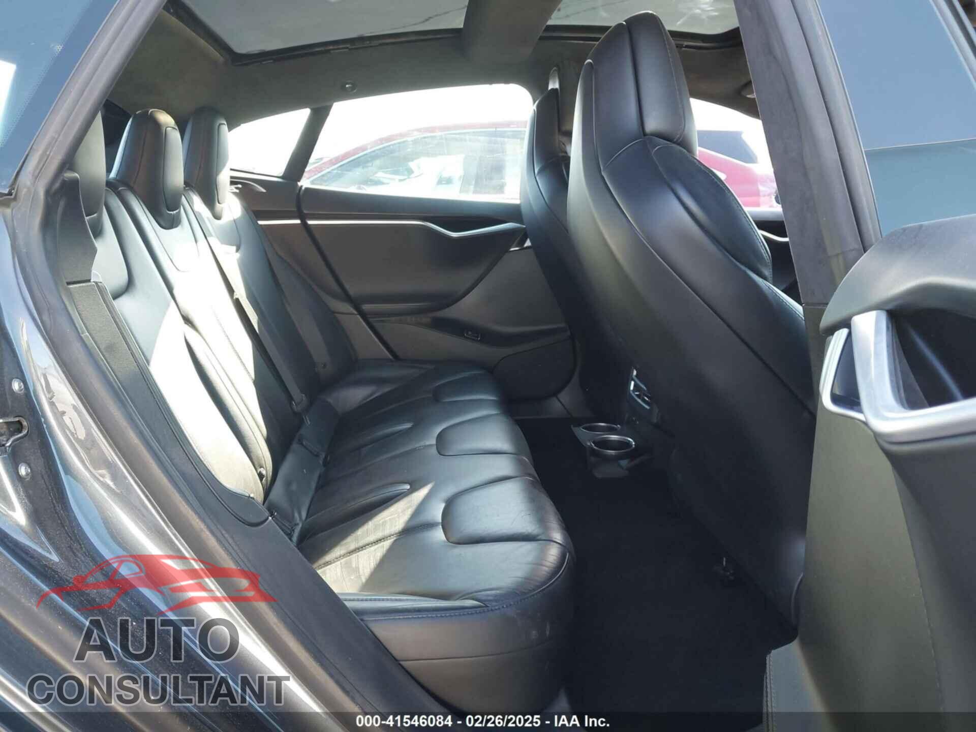 TESLA MODEL S 2017 - 5YJSA1E20HF189557