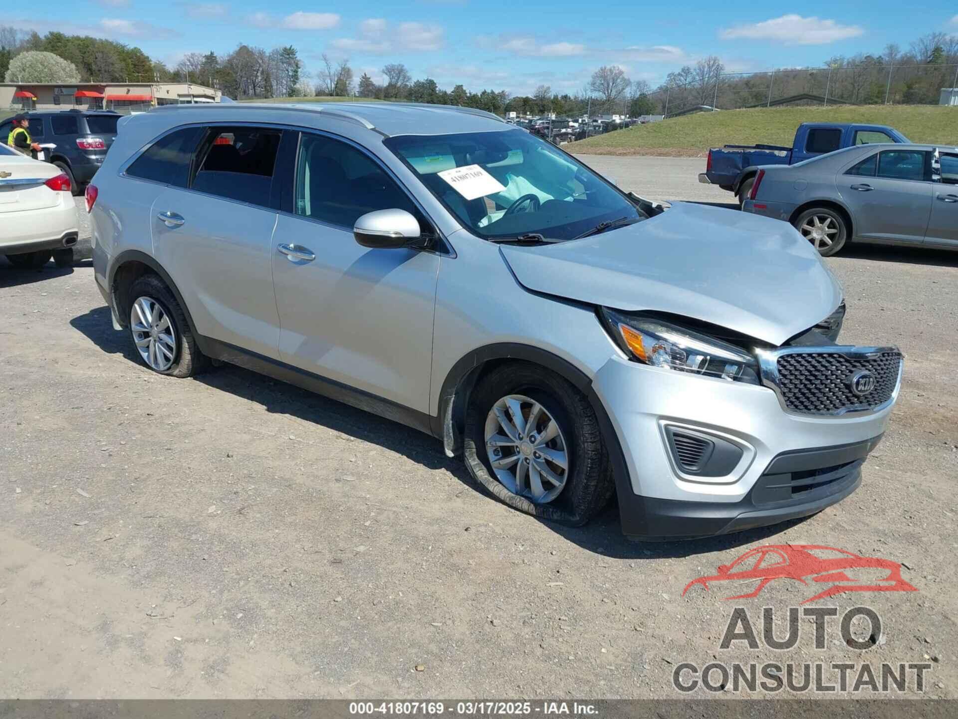 KIA SORENTO 2018 - 5XYPG4A36JG420268
