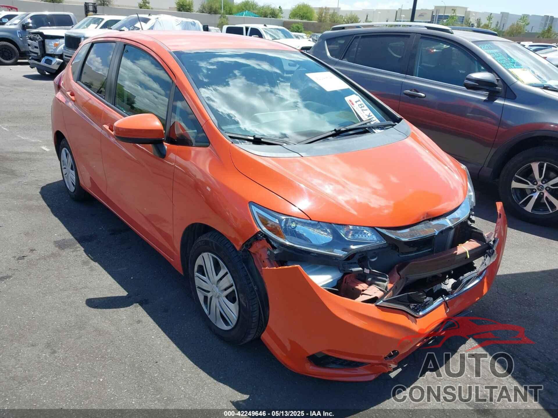 HONDA FIT 2018 - 3HGGK5H45JM733884