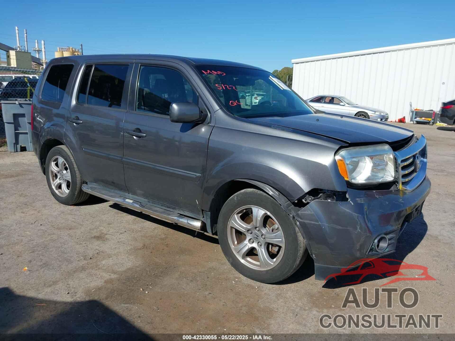HONDA PILOT 2013 - 5FNYF4H50DB009748
