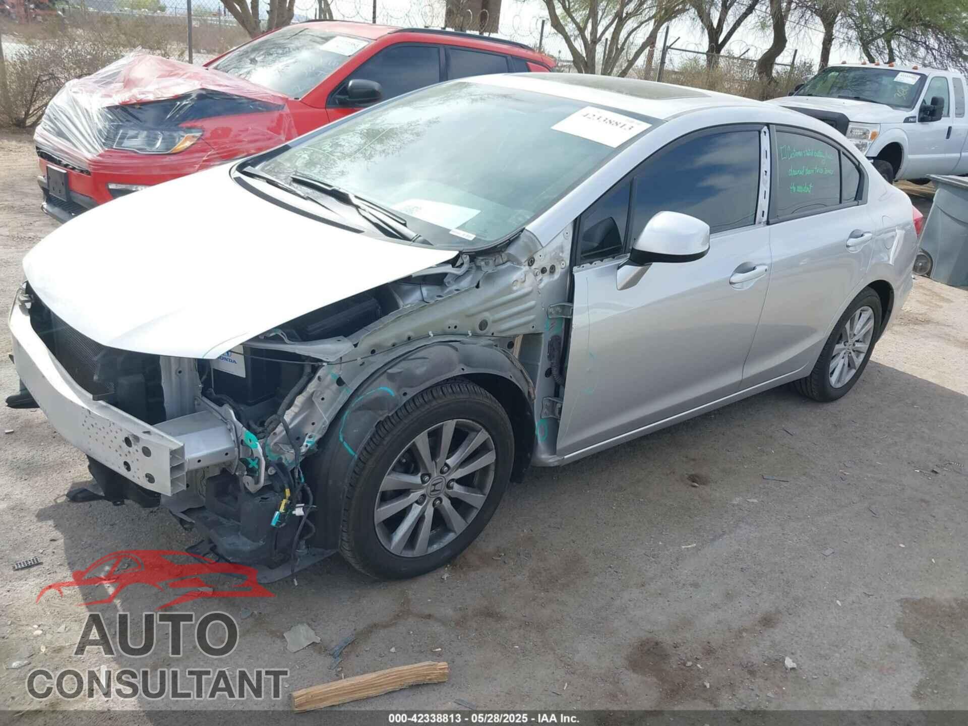HONDA CIVIC 2012 - 19XFB2F88CE384229
