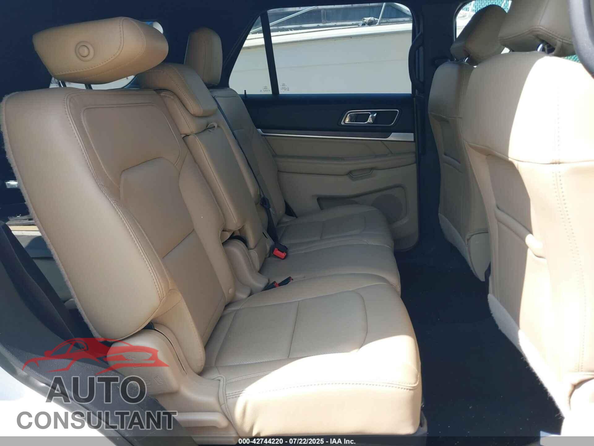 FORD EXPLORER 2017 - 1FM5K8F86HGB83706