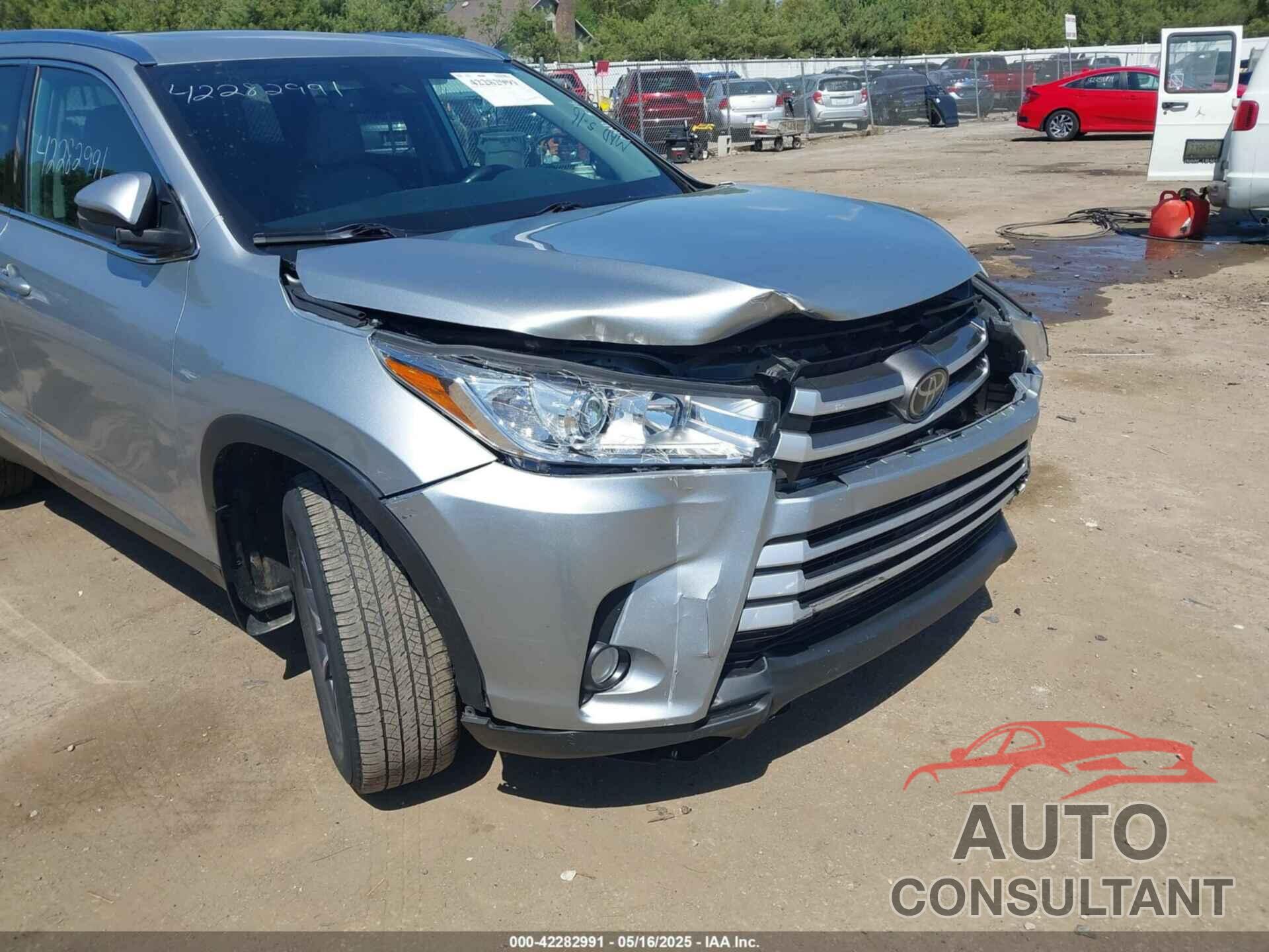 TOYOTA HIGHLANDER 2019 - 5TDJZRFH5KS570670