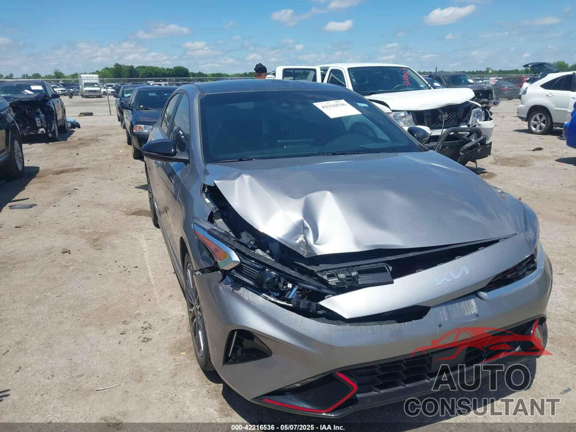 KIA FORTE 2023 - 3KPF54AD5PE684226
