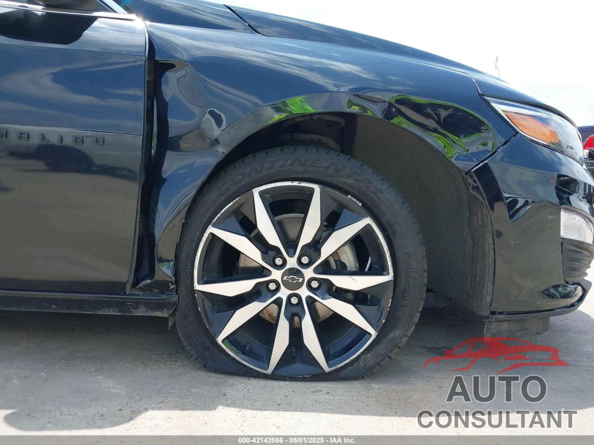 CHEVROLET MALIBU 2020 - 1G1ZG5ST3LF143817